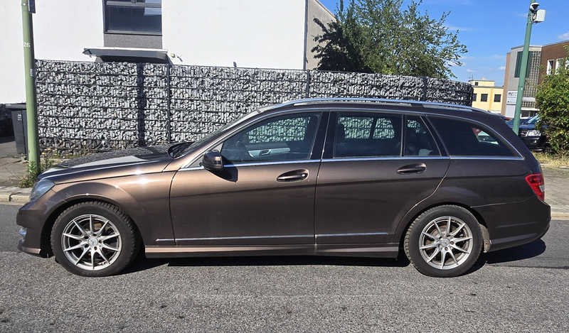 Mercedes-Benz C 250 C 250 T CGI BlueEfficiency (204.247) — photo 9