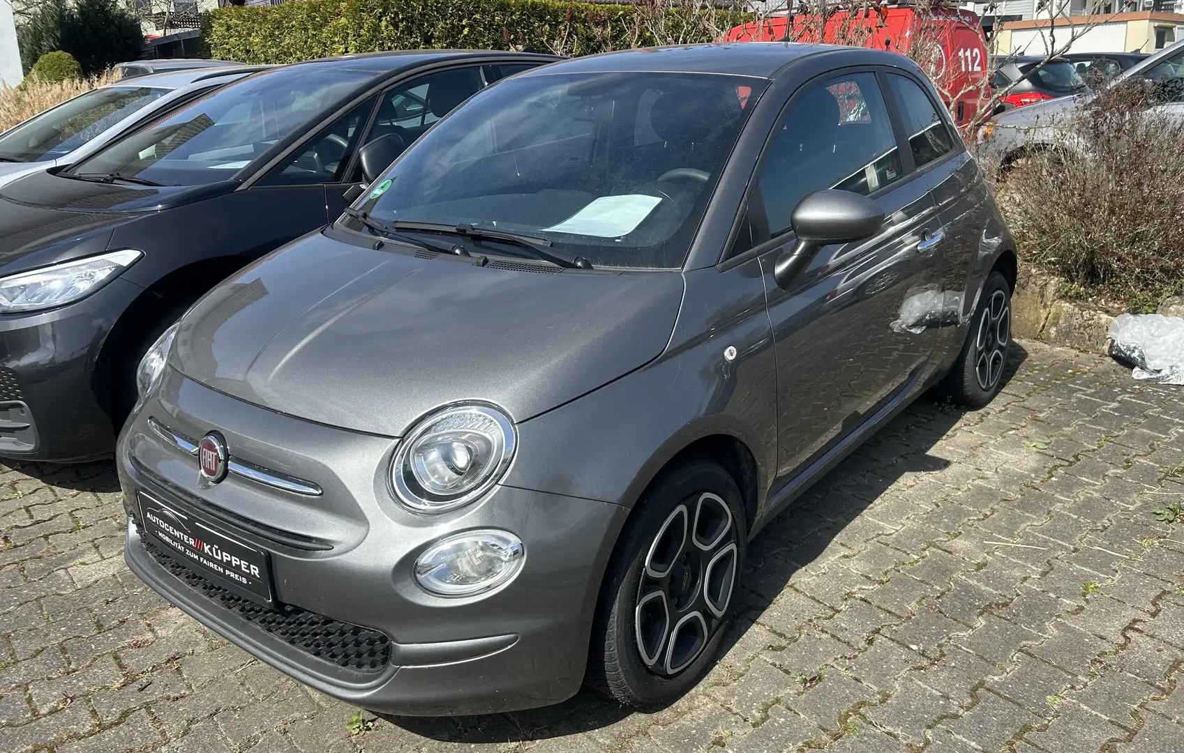 Fiat 500 1.0 Mild Hybrid Club 1. Hand Klima Apple CarPlay Grau - 1