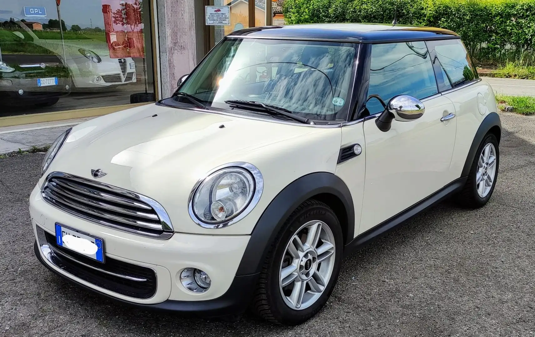 MINI Cooper Mini 1.6 Cooper 122cv FL Béžová - 1