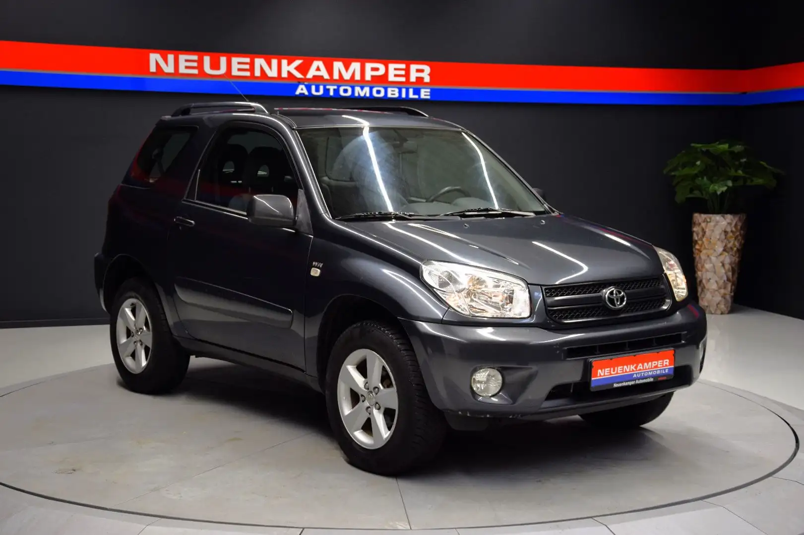 Toyota RAV 4 4 1.8 Edition Klimaanlage           *1. HAND* Grau - 1