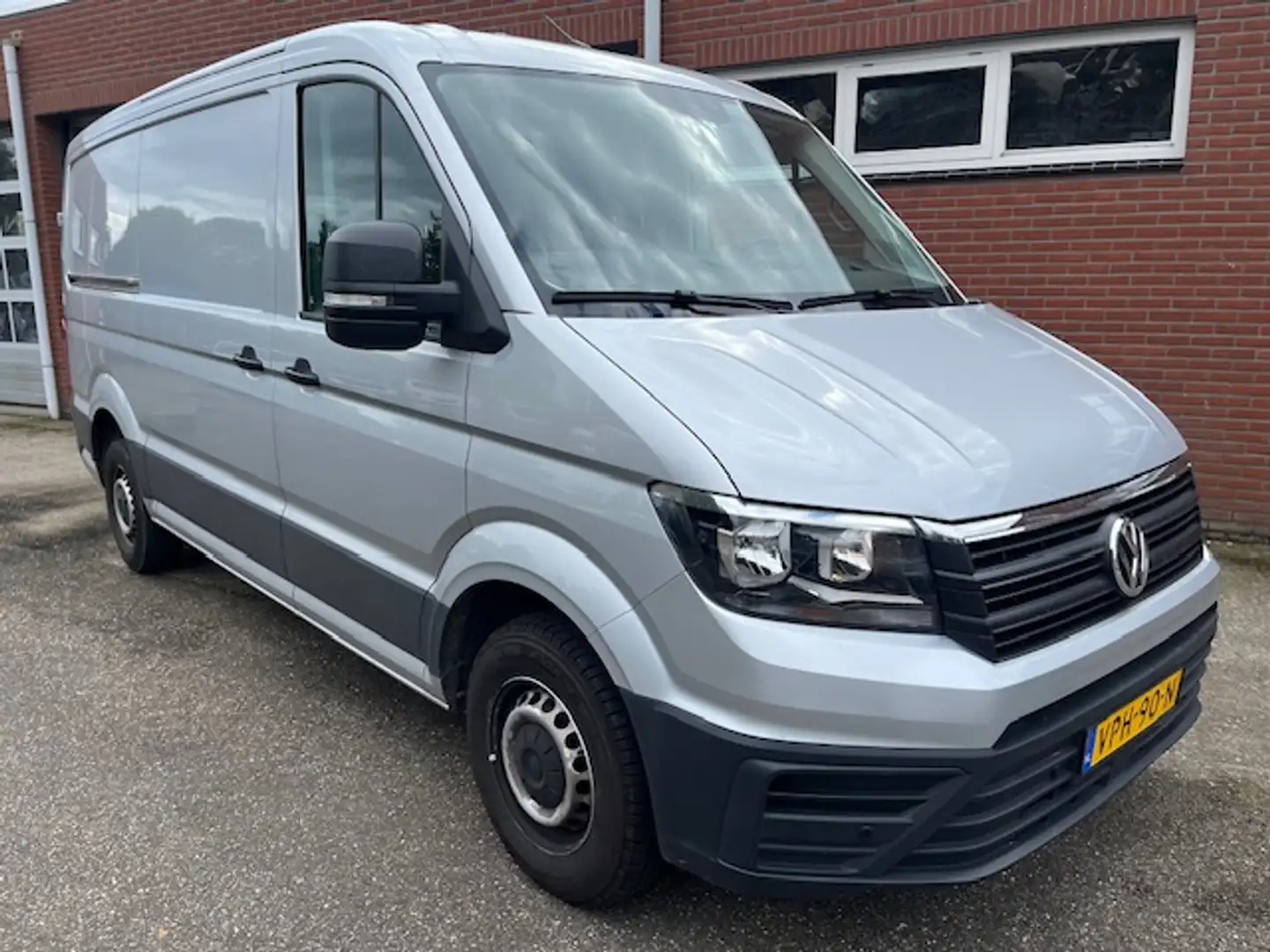 Volkswagen Crafter 35 2.0 TDI 140pk L3H2 App-Connect Grijs - 1