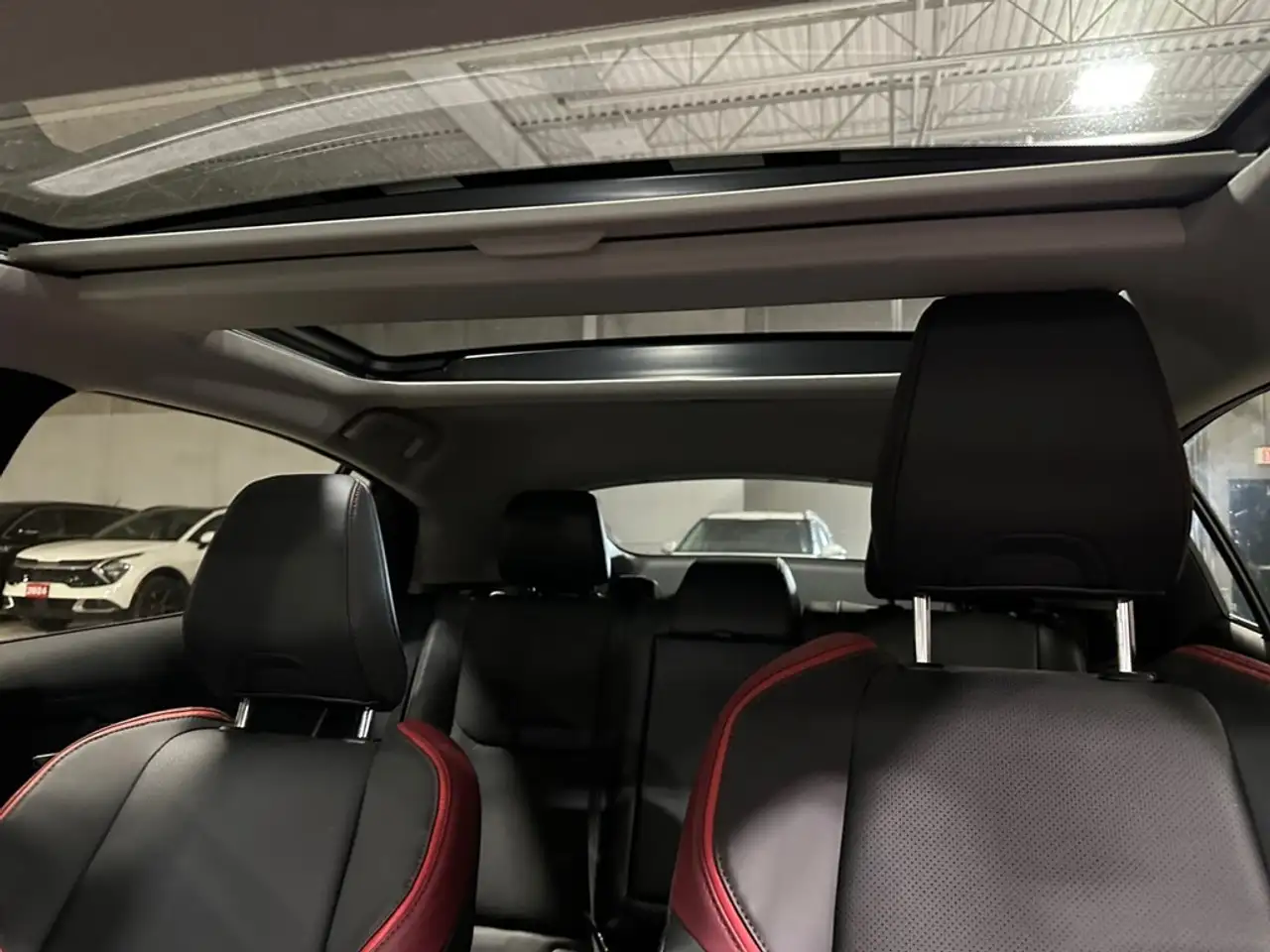 Toyota Prius Prime снимка Toyota Prius Prime