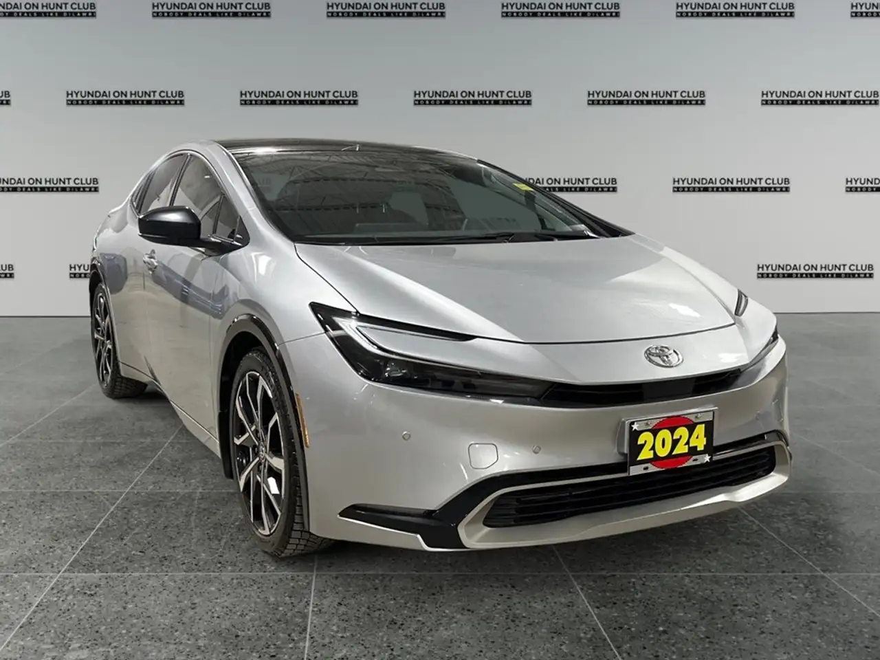 Toyota Prius Prime снимка Toyota Prius Prime