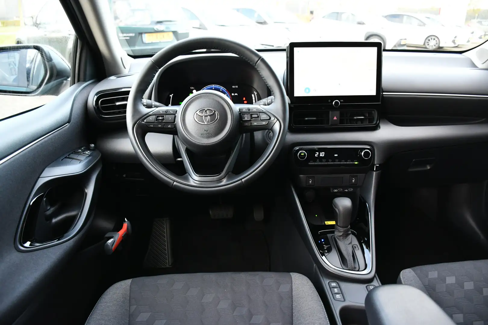 Toyota Yaris 1.5 Hybrid 115 Dynamic Automaat 116pk | Comfort Pa Groen - 2