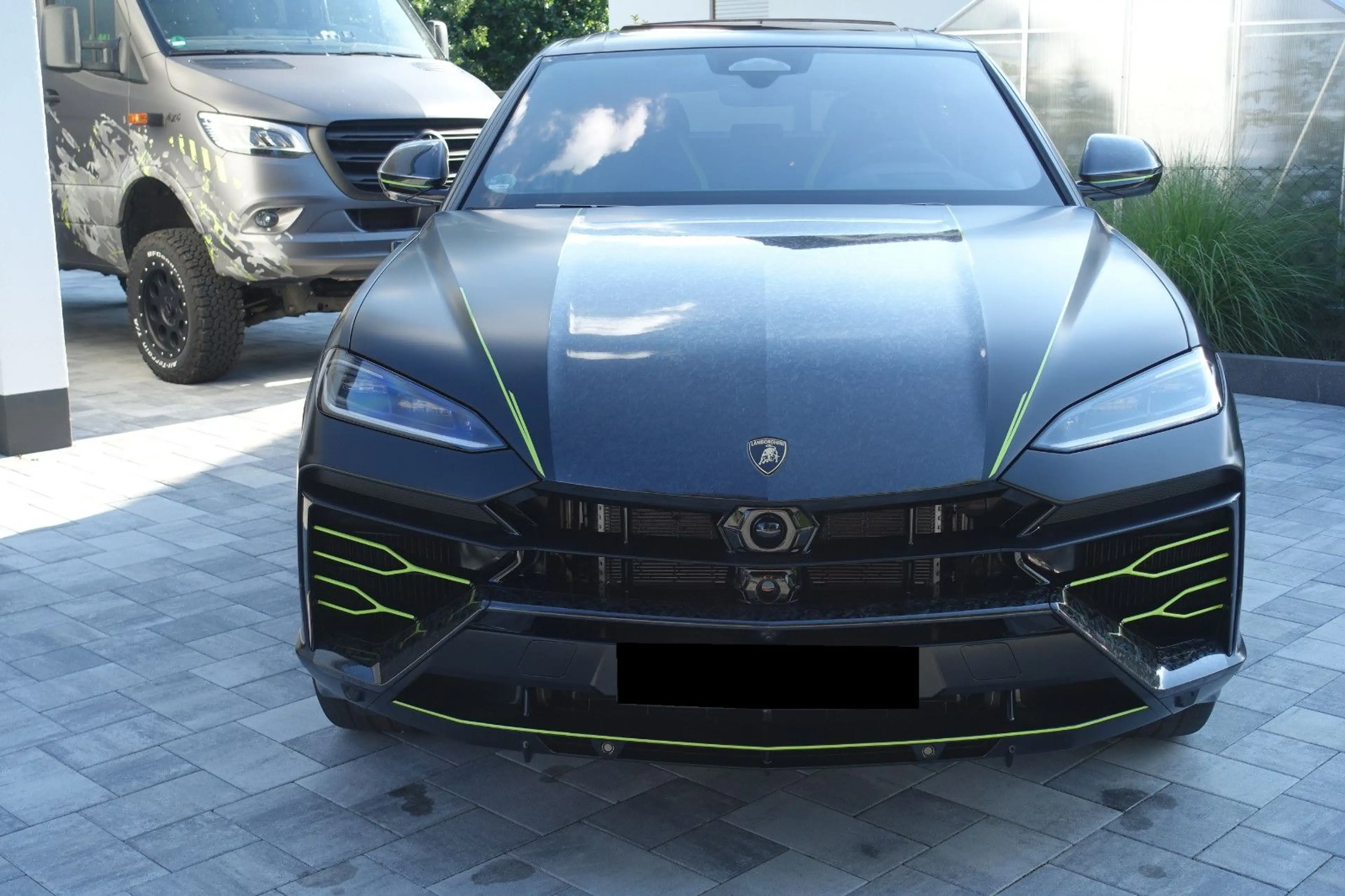 Lamborghini Urus 4.0 V8 PHEV SE B&O PANO CARB 360° DARK-PACK — photo 21