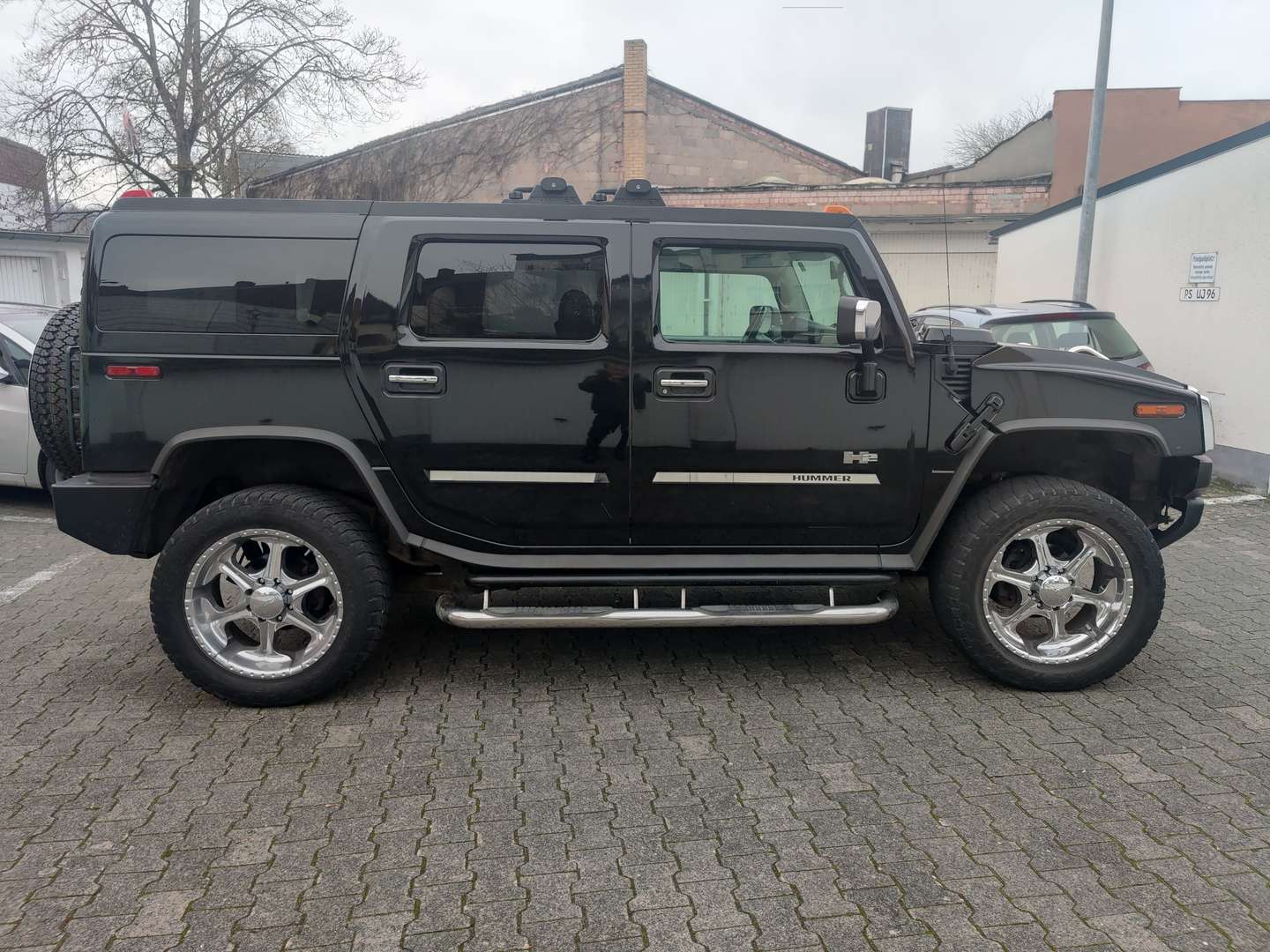 HUMMER H2 SUV/Geländewagen/Pickup in Schwarz gebraucht in Zweibrücken für €  24.900,-