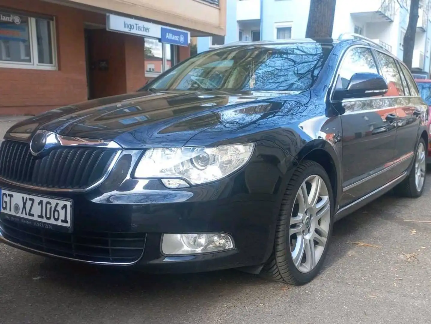 Skoda Superb Superb Combi 2.0 TDI Elegance Green tec Schwarz - 1