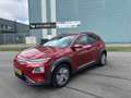 Hyundai KONA EV Premium 64 kWh Automaat 204 PK. Prachtige auto Rood - thumbnail 1