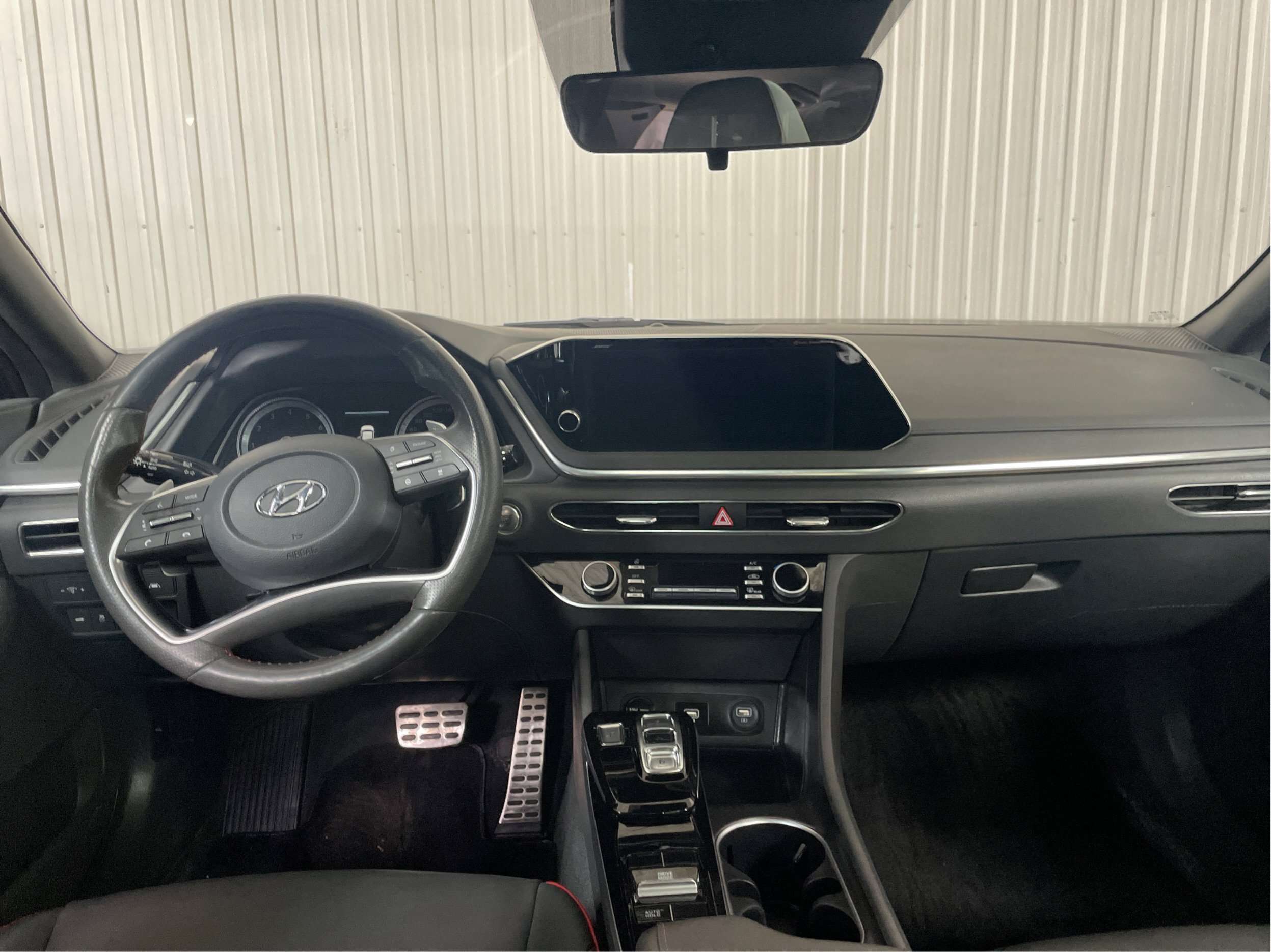 2023 Hyundai Sonata SPORT	Cuir Toit GPS Mags Sièges chauffants Caméra — снимка 1