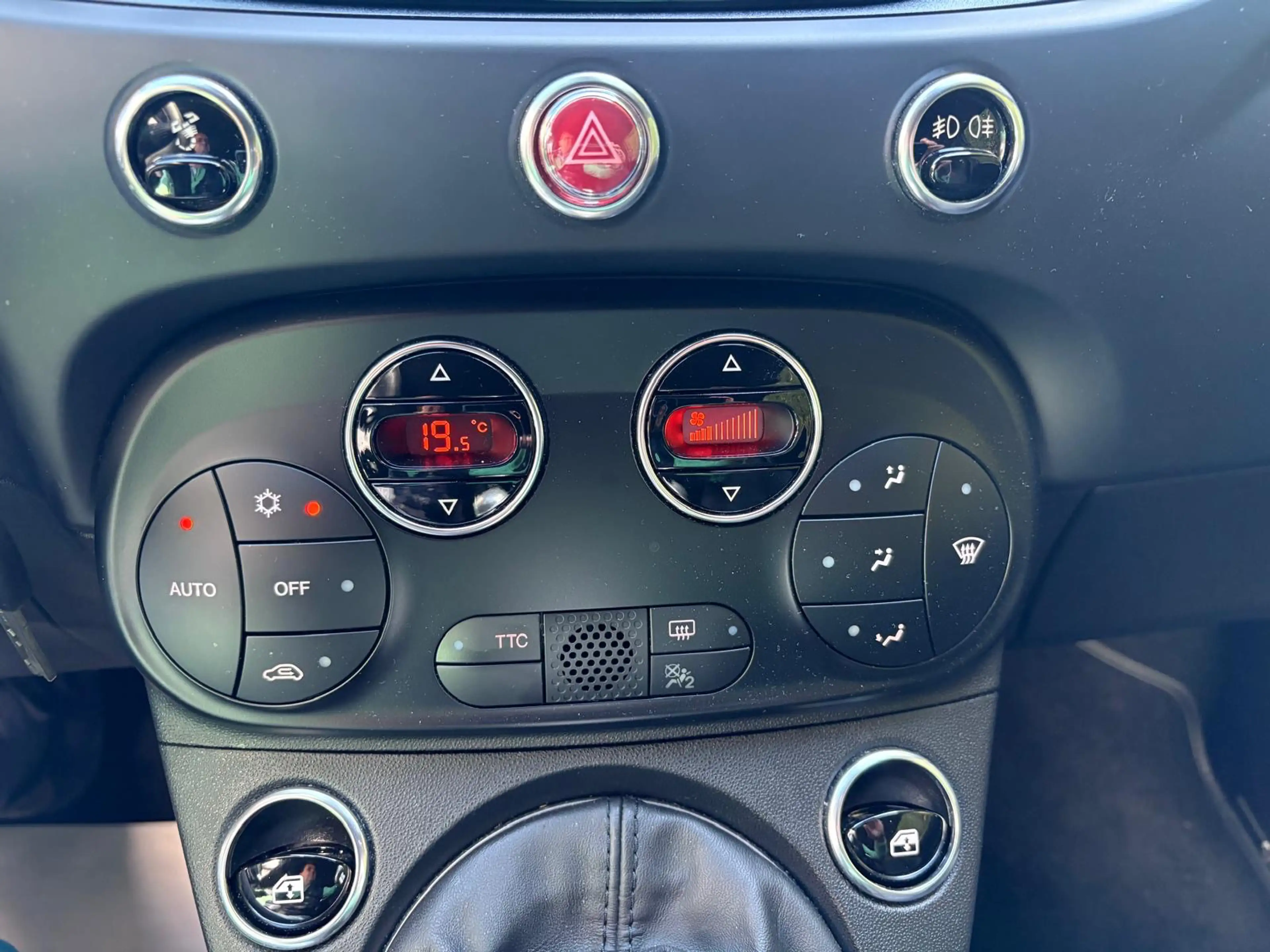 Abarth 595 595 1.4 T-Jet (EU6.4) — photo 14