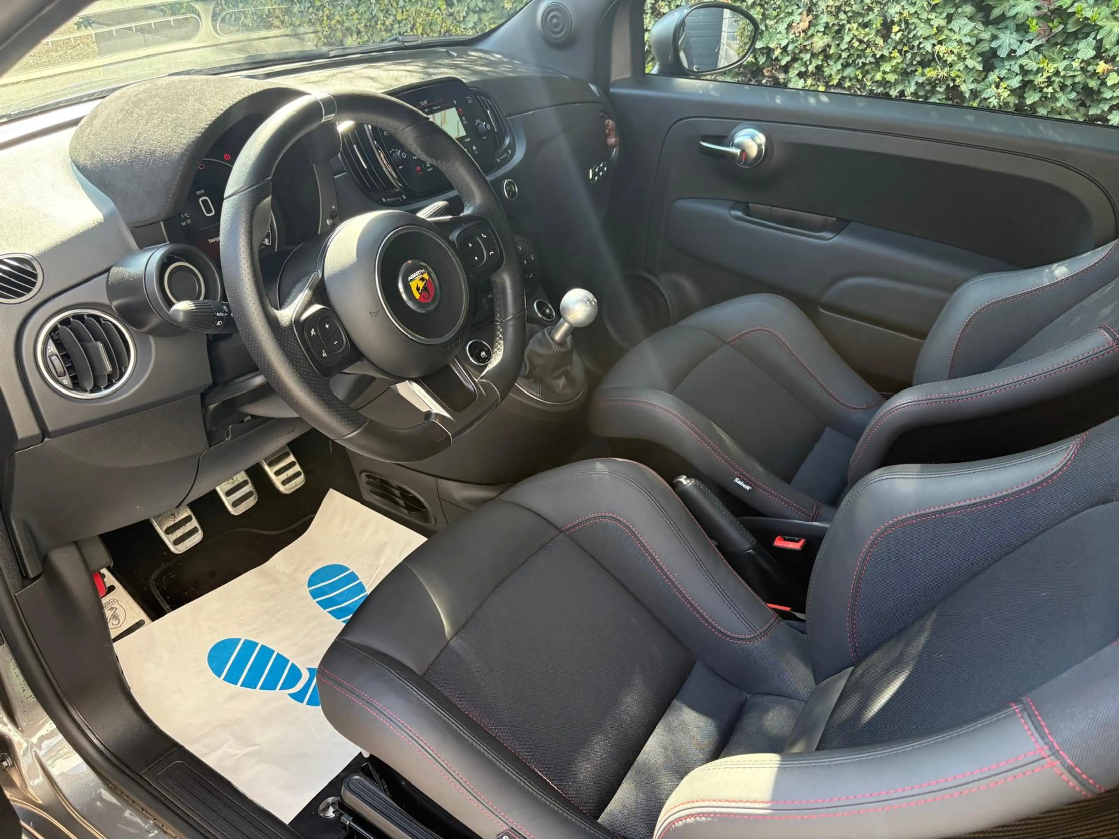Abarth 595 595 1.4 T-Jet (EU6.4) — photo 12
