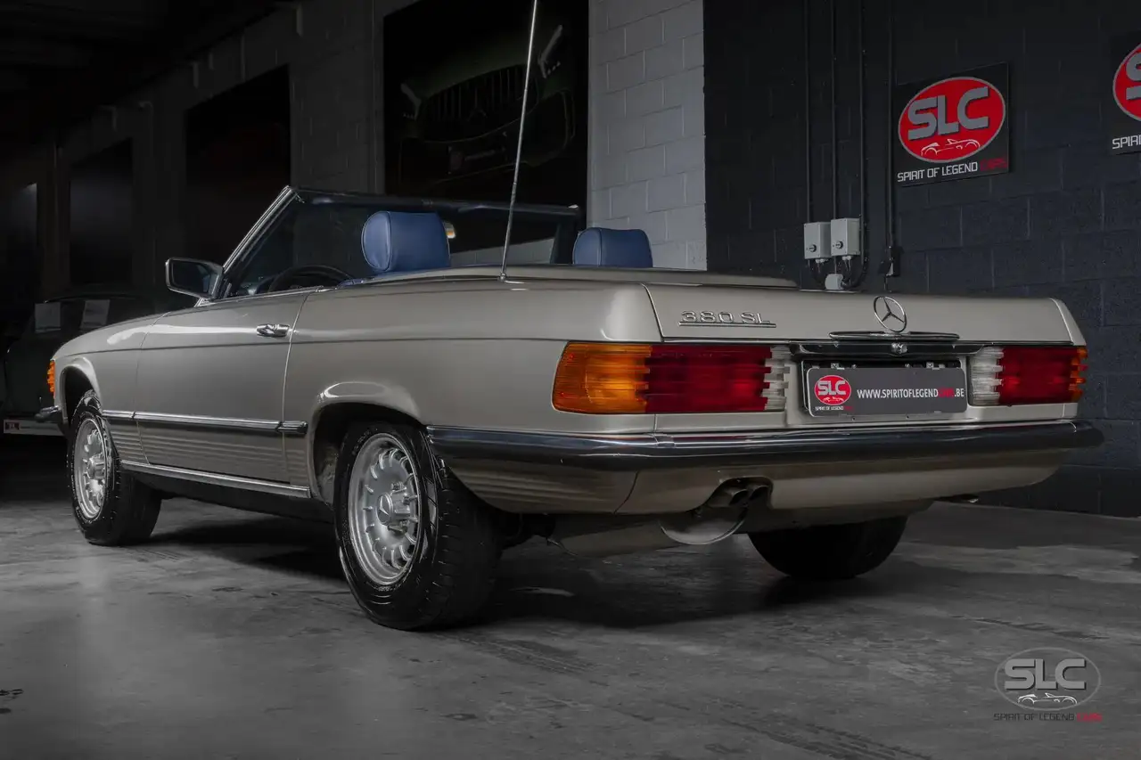 Mercedes-Benz SL 380 R107, foto 3