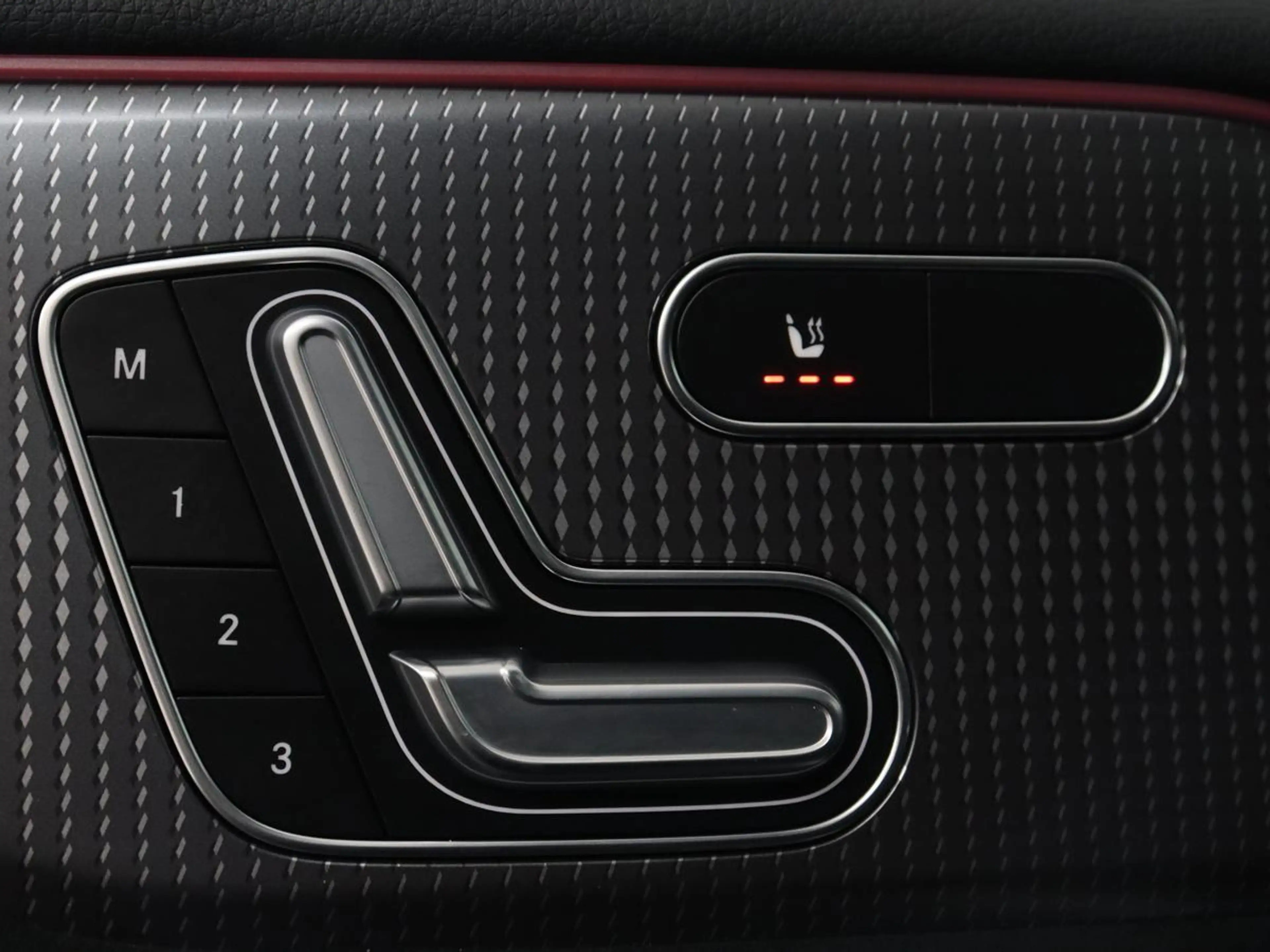 Mercedes-Benz EQB 300 4MATIC AMG Line 67 kWh | SOH 94,7% | Panoramadak | — photo 7