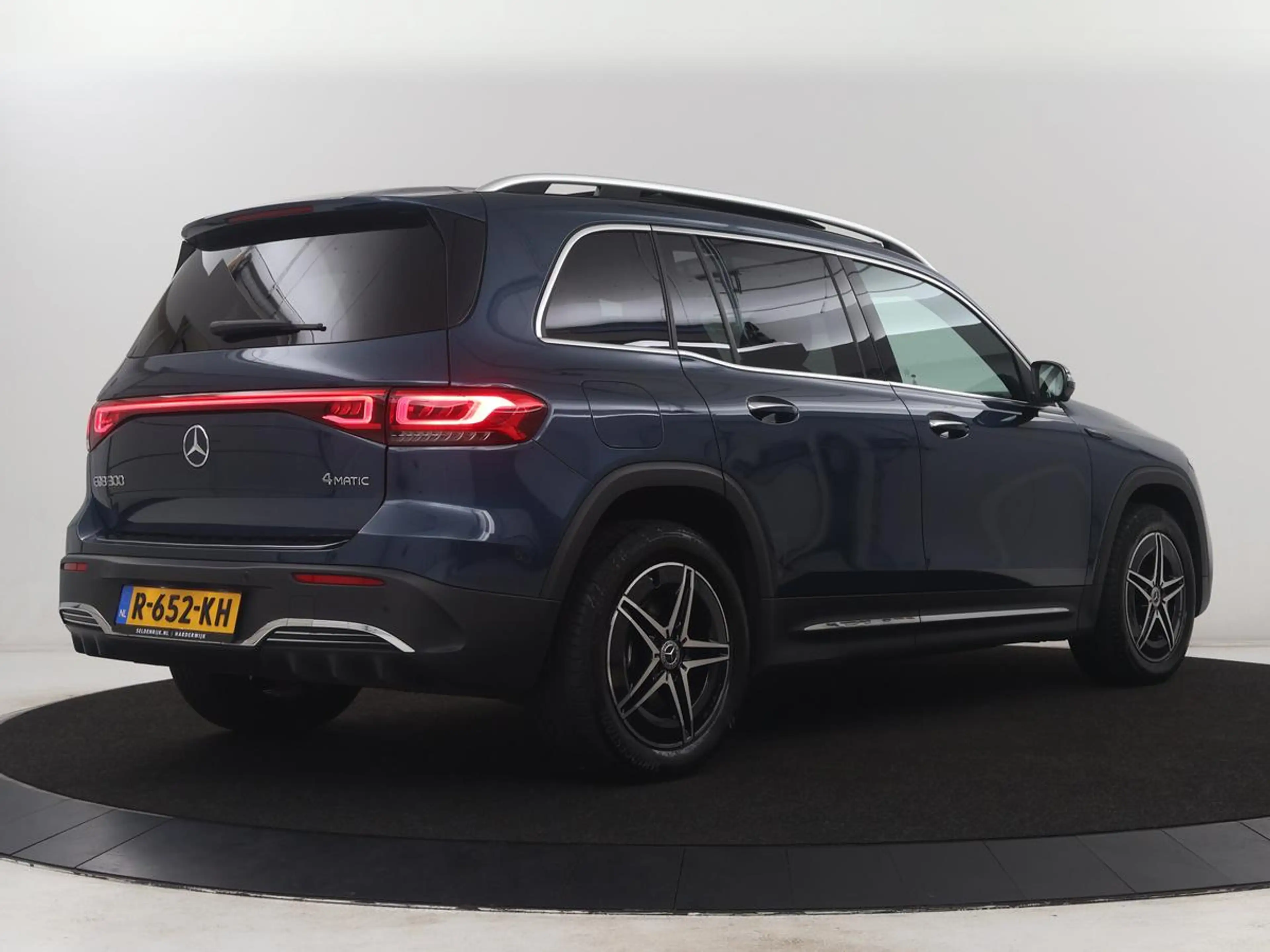 Mercedes-Benz EQB 300 4MATIC AMG Line 67 kWh | SOH 94,7% | Panoramadak | — photo 44