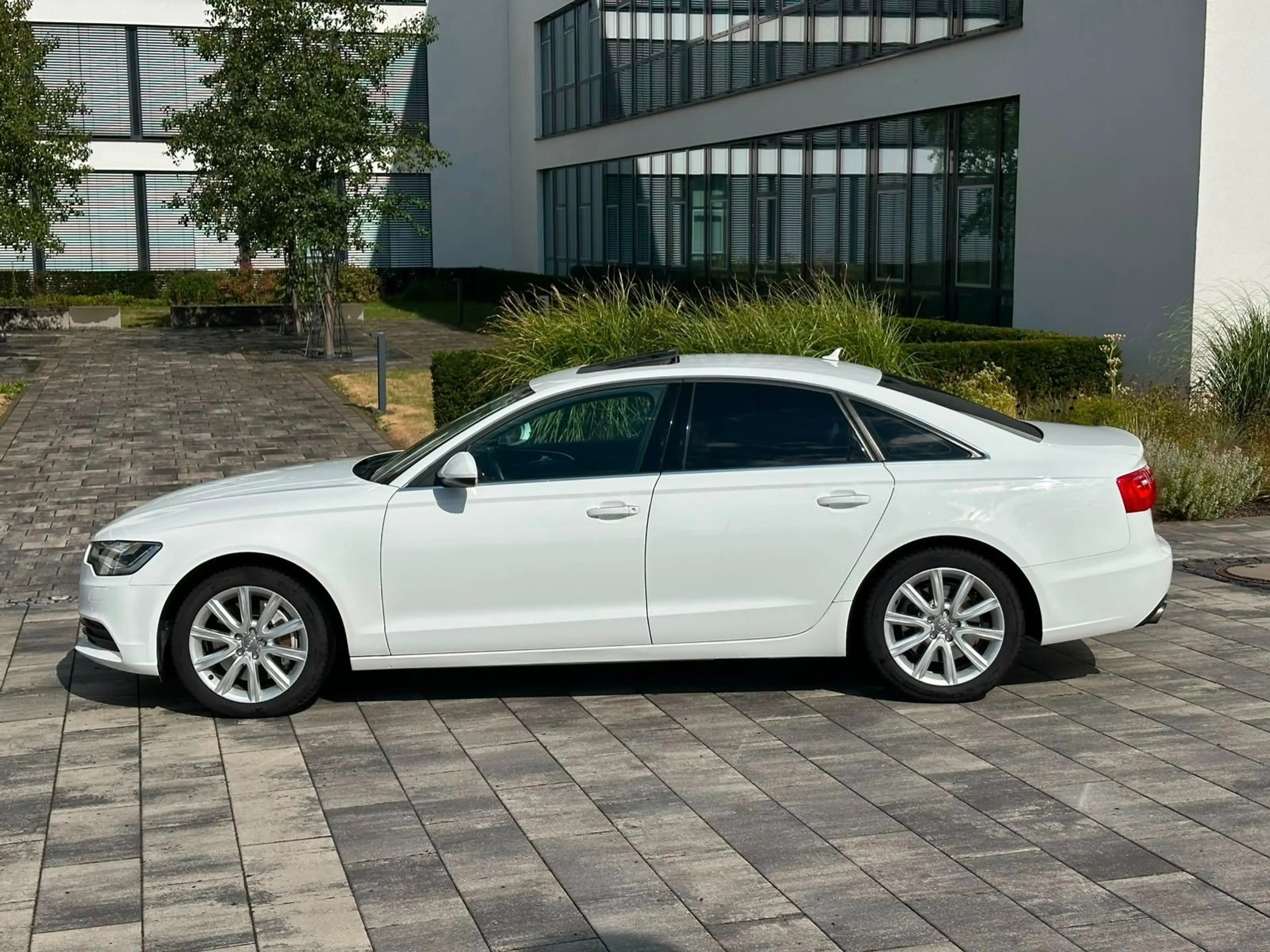 Audi A6 3.0 TFSI quattro S tr. sport selection — photo 5