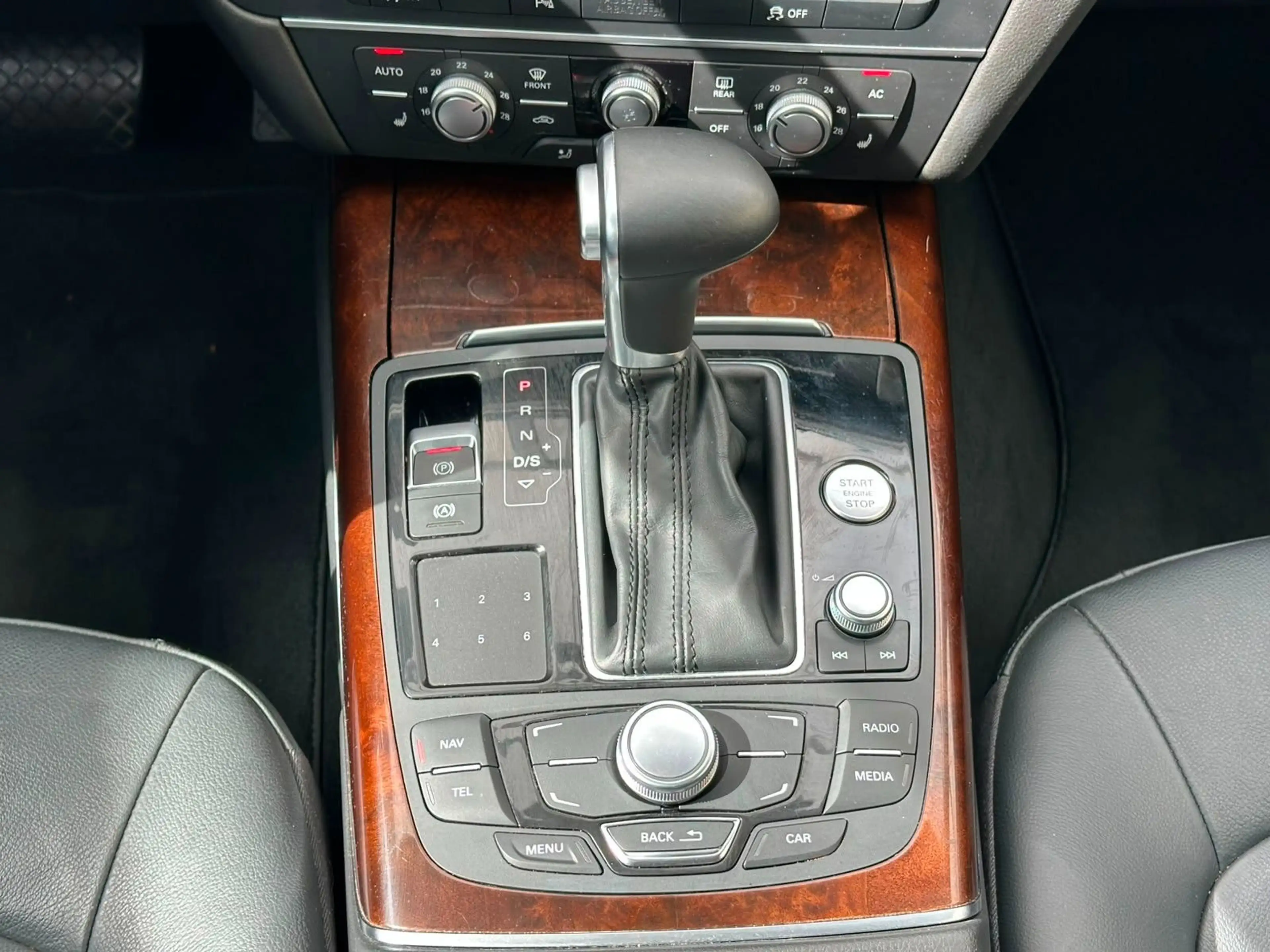 Audi A6 3.0 TFSI quattro S tr. sport selection — photo 14