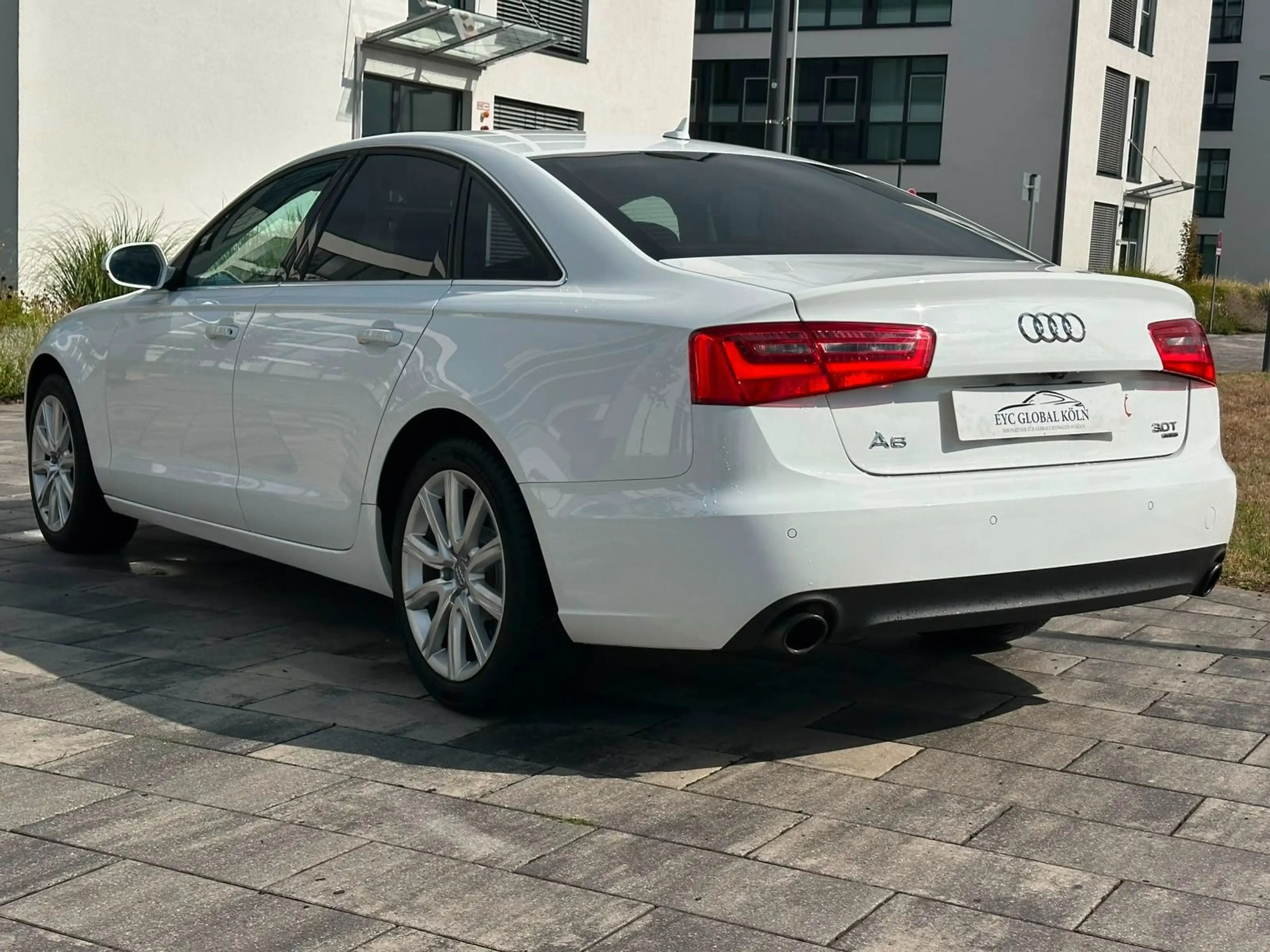 Audi A6 3.0 TFSI quattro S tr. sport selection — photo 3
