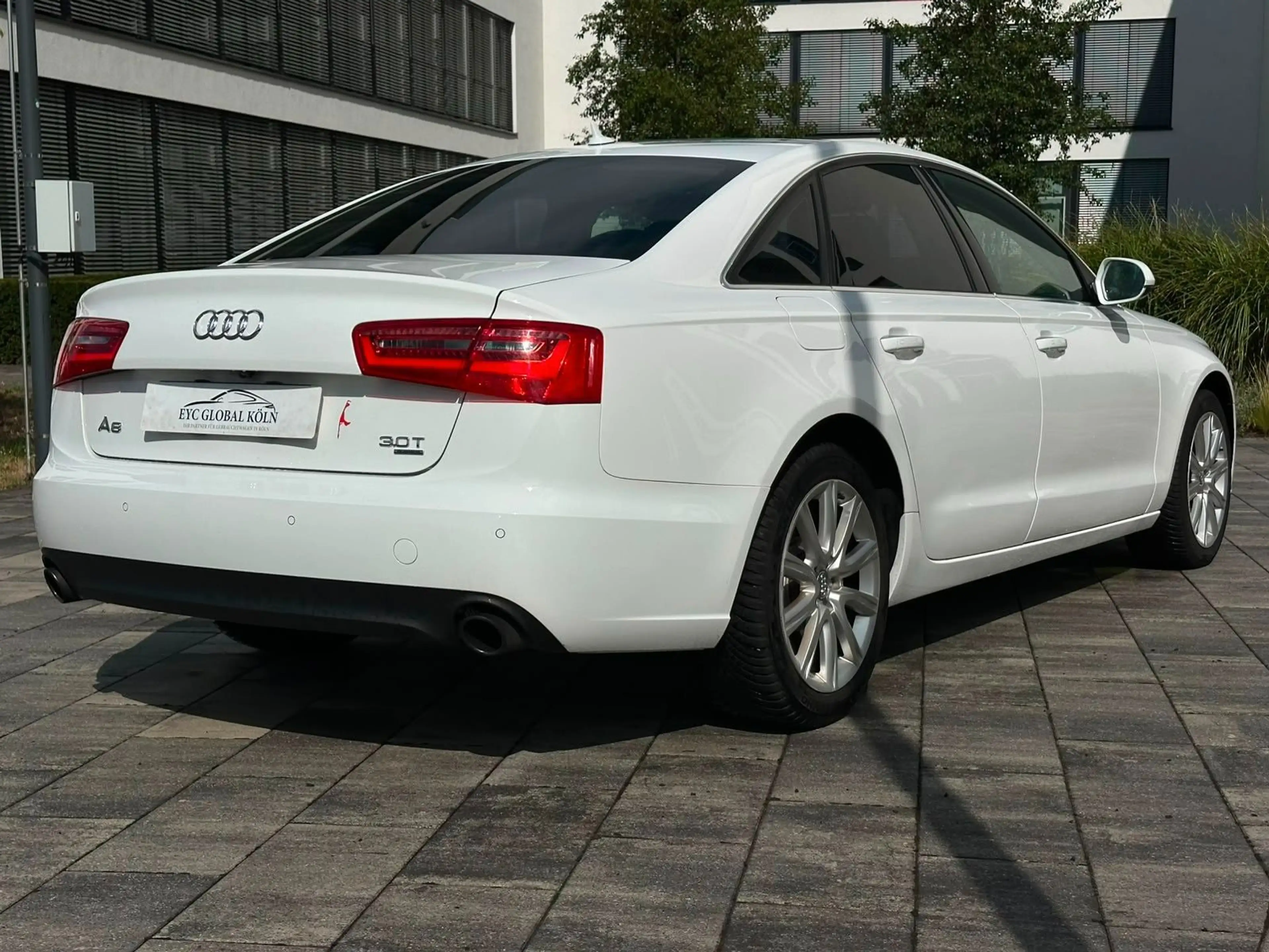 Audi A6 3.0 TFSI quattro S tr. sport selection — photo 4