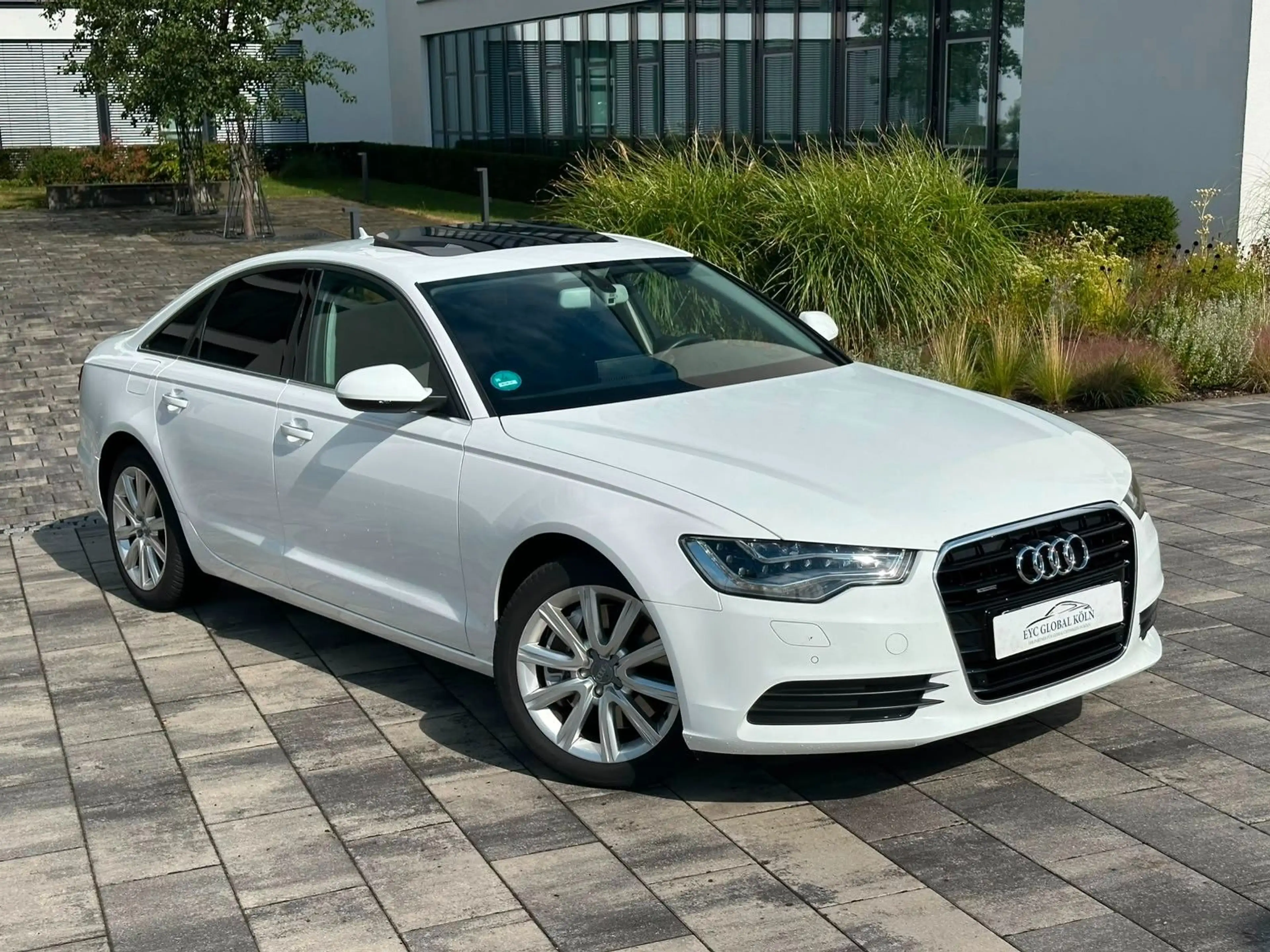 Audi A6 3.0 TFSI quattro S tr. sport selection — photo 2
