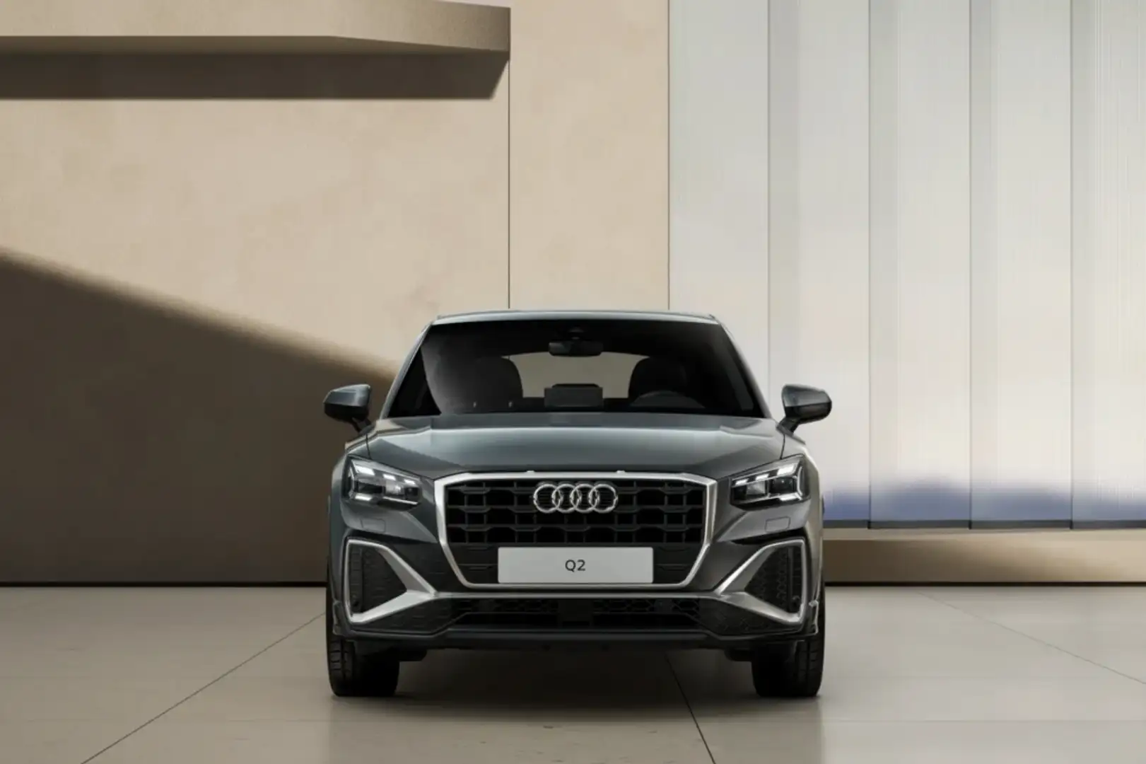 Audi Q2 35 TFSI Adrenalin S tronic 110kW Gris - 2