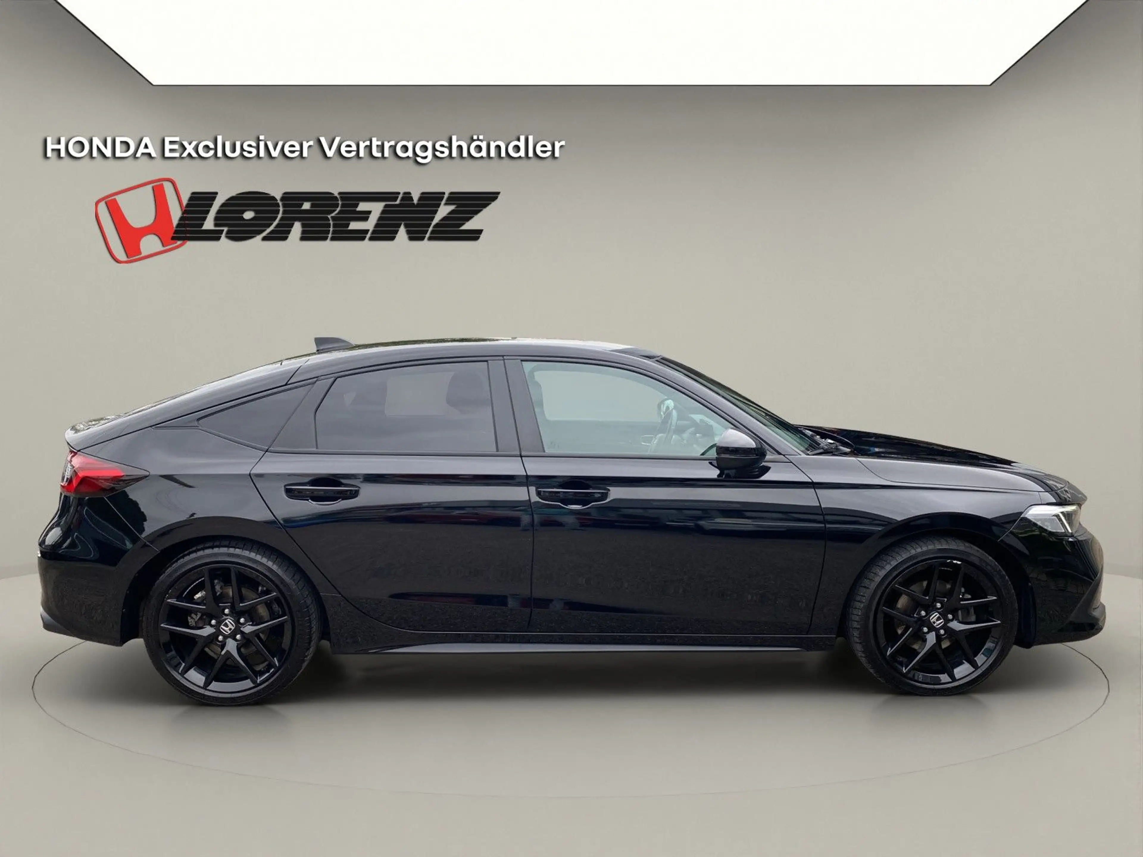 Honda Civic 2.0Hybrid Sport Emblem schwarz+Winterräder — photo 6