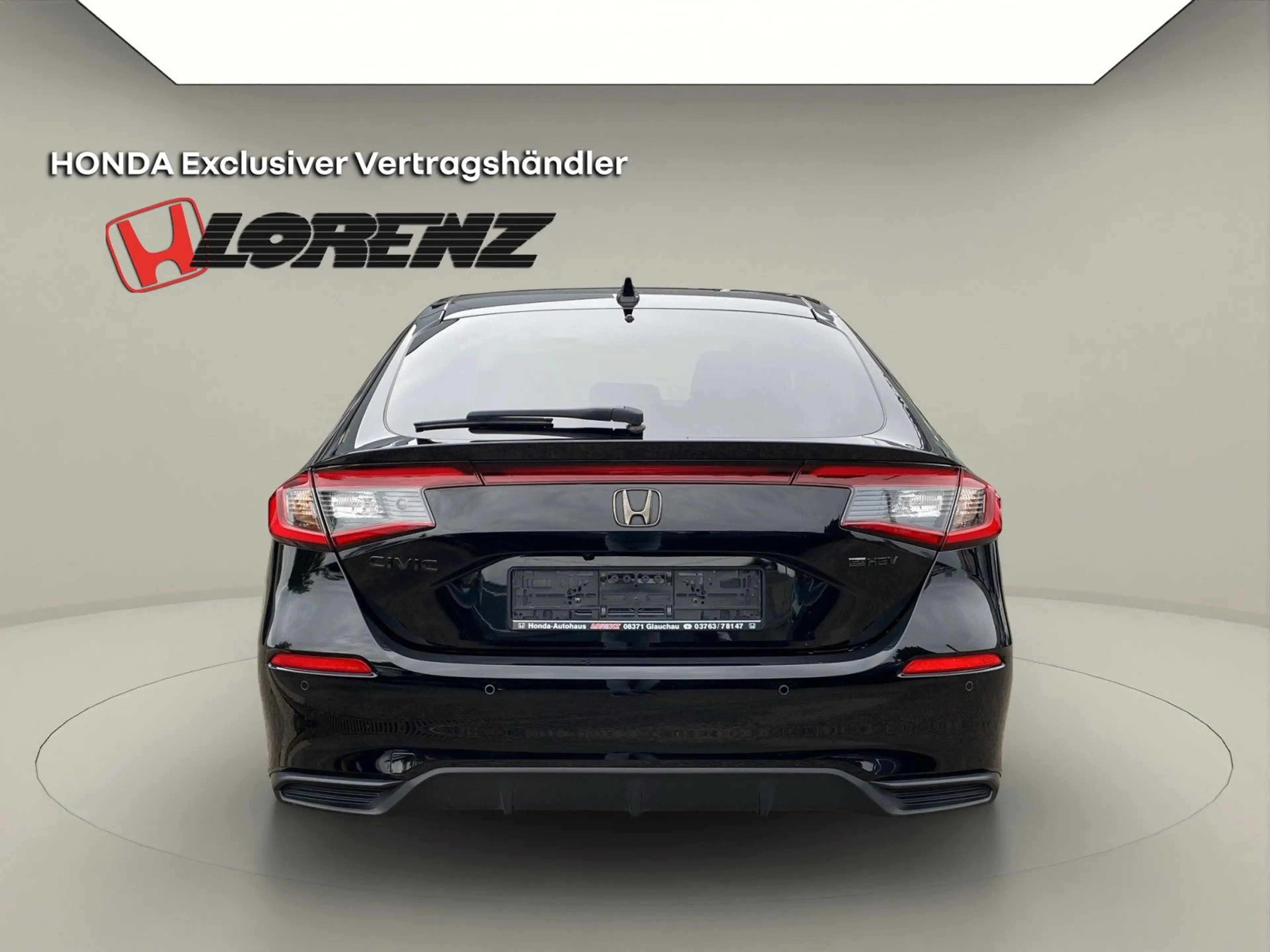 Honda Civic 2.0Hybrid Sport Emblem schwarz+Winterräder — photo 4