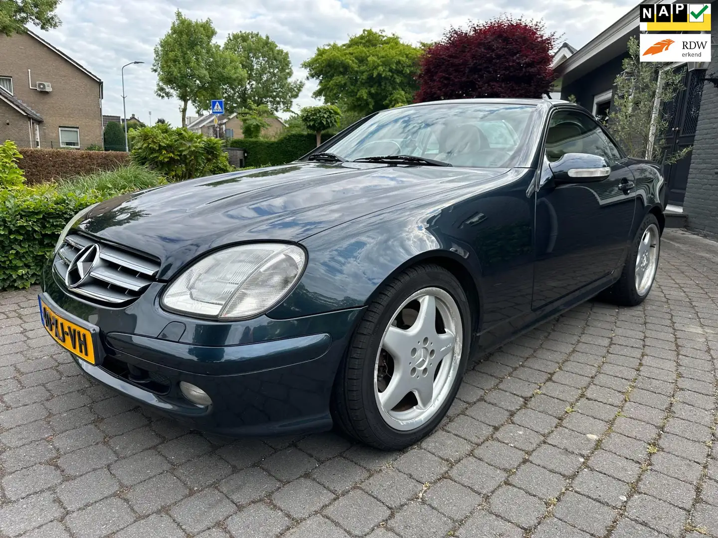 Mercedes-Benz SLK 320 Youngtimer, 2e Eigenaar Zwart - 1