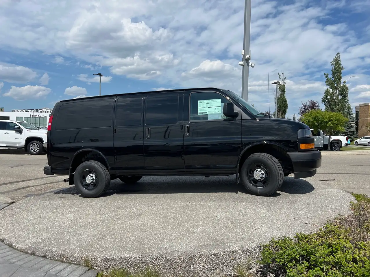 Chevrolet Express 2500 снимка Chevrolet Express 2500
