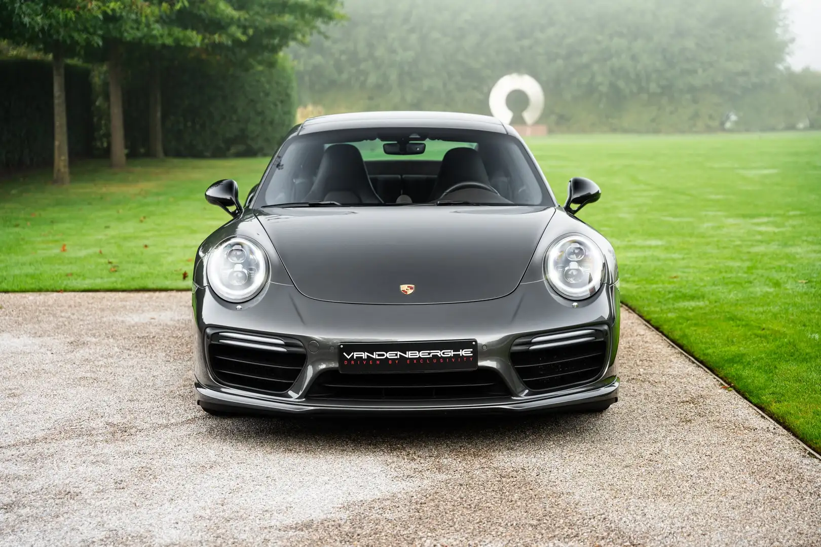 Porsche 991 .2 TURBO S/BURMESTER/18-WAY/LIFT/SUNROOF/PDLS+ Gris - 2