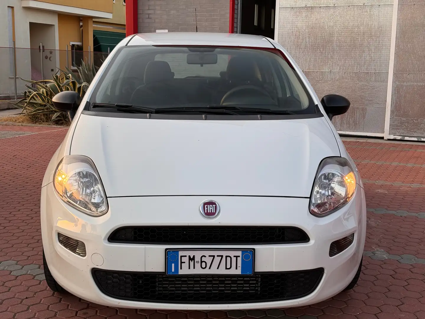 Fiat Punto Punto 5p 1.3 mjt Street s Weiß - 2
