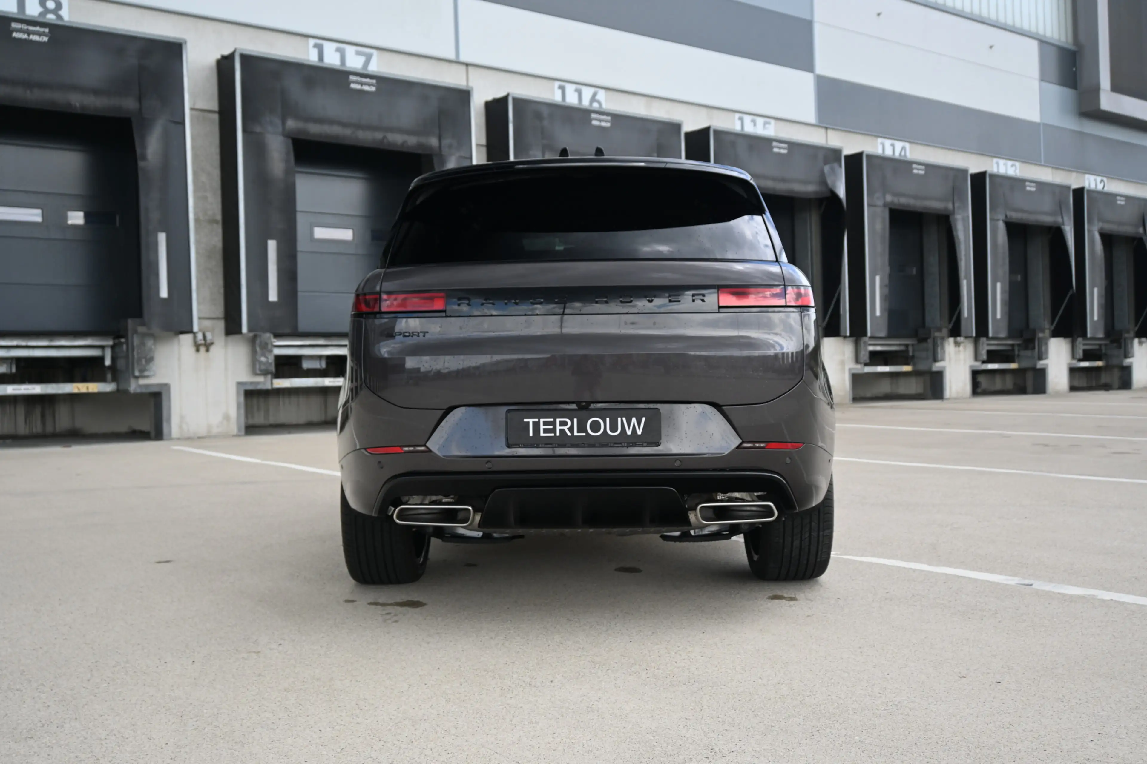 Land Rover Range Rover Sport 3.0 P550e Autobiography PHEV Performance seats — photo 8