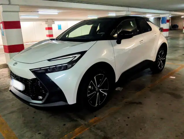 Toyota C-HR 2.0 Hybrid Business-Edition