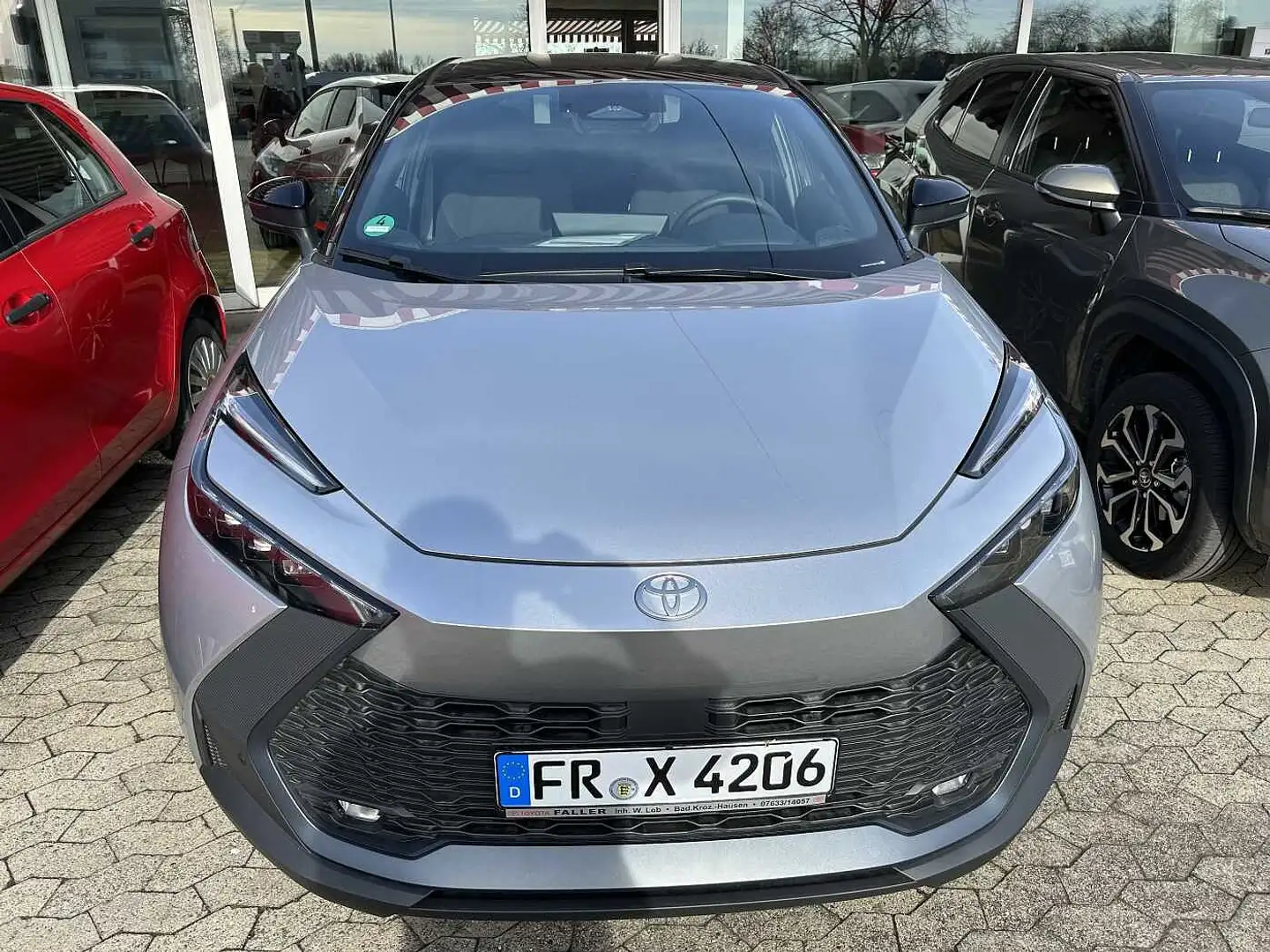 Toyota C-HR 2.0 Hybrid Team Deutschland Silber - 1