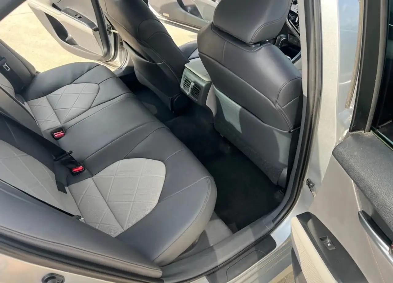 Toyota Camry снимка Toyota Camry