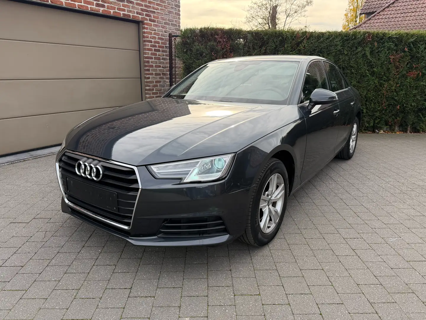 Audi A4 A4 1.4 TFSI design,GARANTIE,NAVI,LED,CRUISE,AIRCO Gris - 1