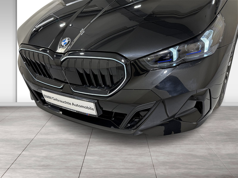 BMW 540 d xDrive Touring M Sportpaket Pro AHK ACC HUD — photo 6