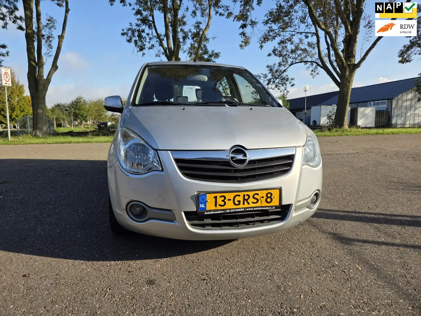 Opel Agila 1.2 Enjoy LAGE KILOMETERS - AIRCO Gris - 1