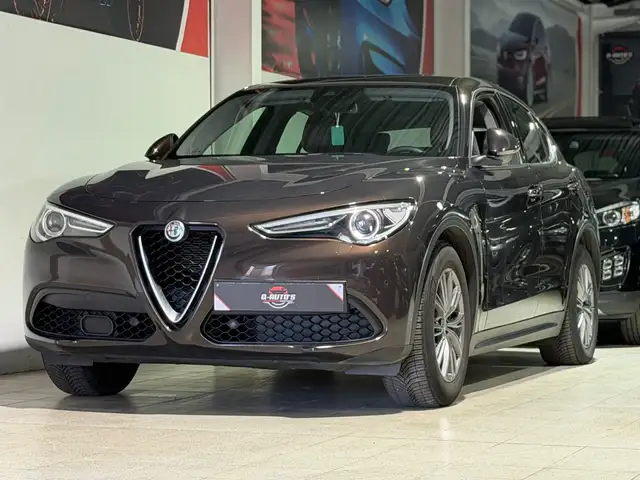 Alfa Romeo Stelvio 2.2 MJD Super-Automaat-Leder-Keyless-Led-Gps