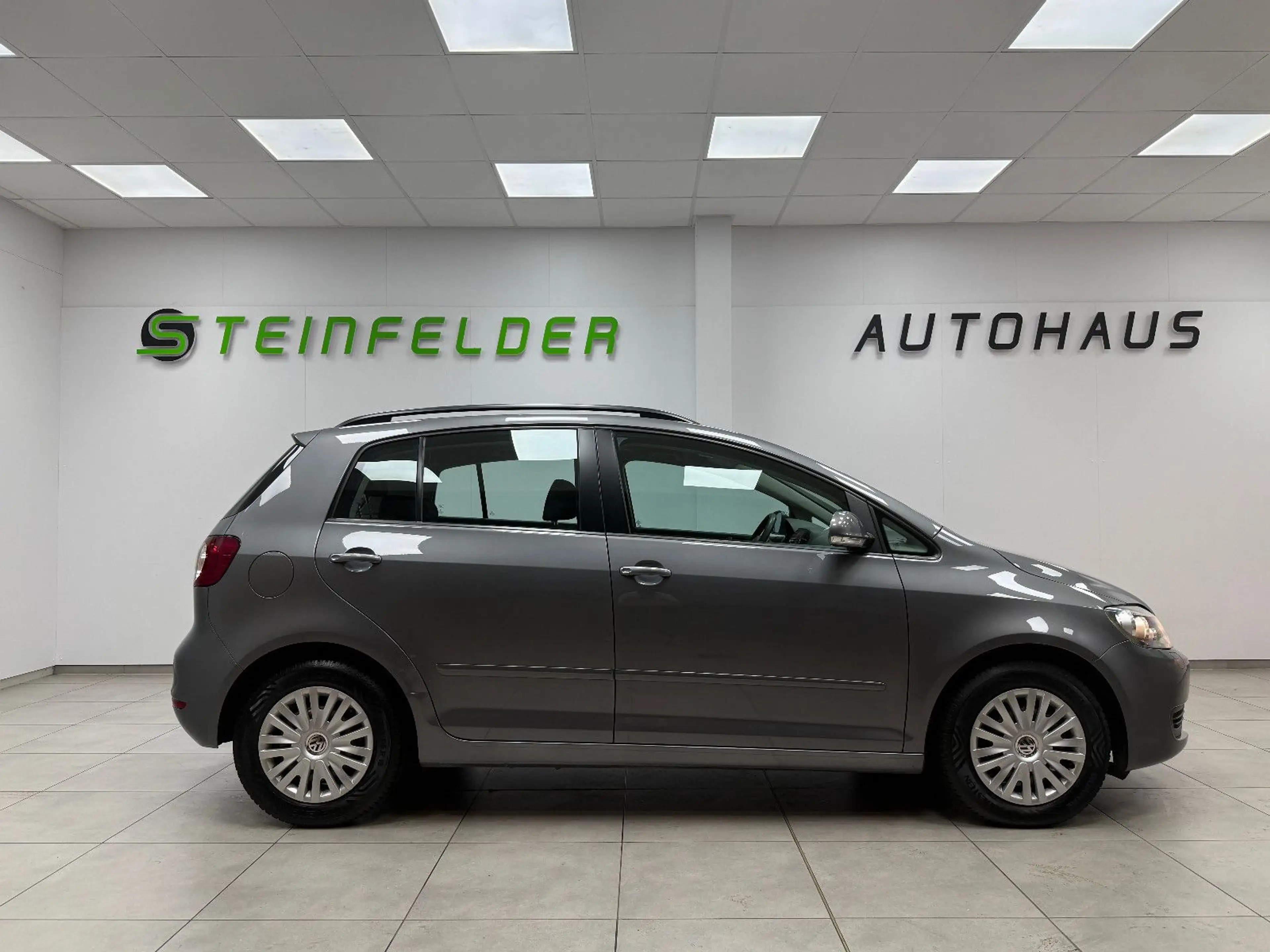 Volkswagen Golf Plus Vi 1.2 TSI /AHK / KLIMA — photo 4