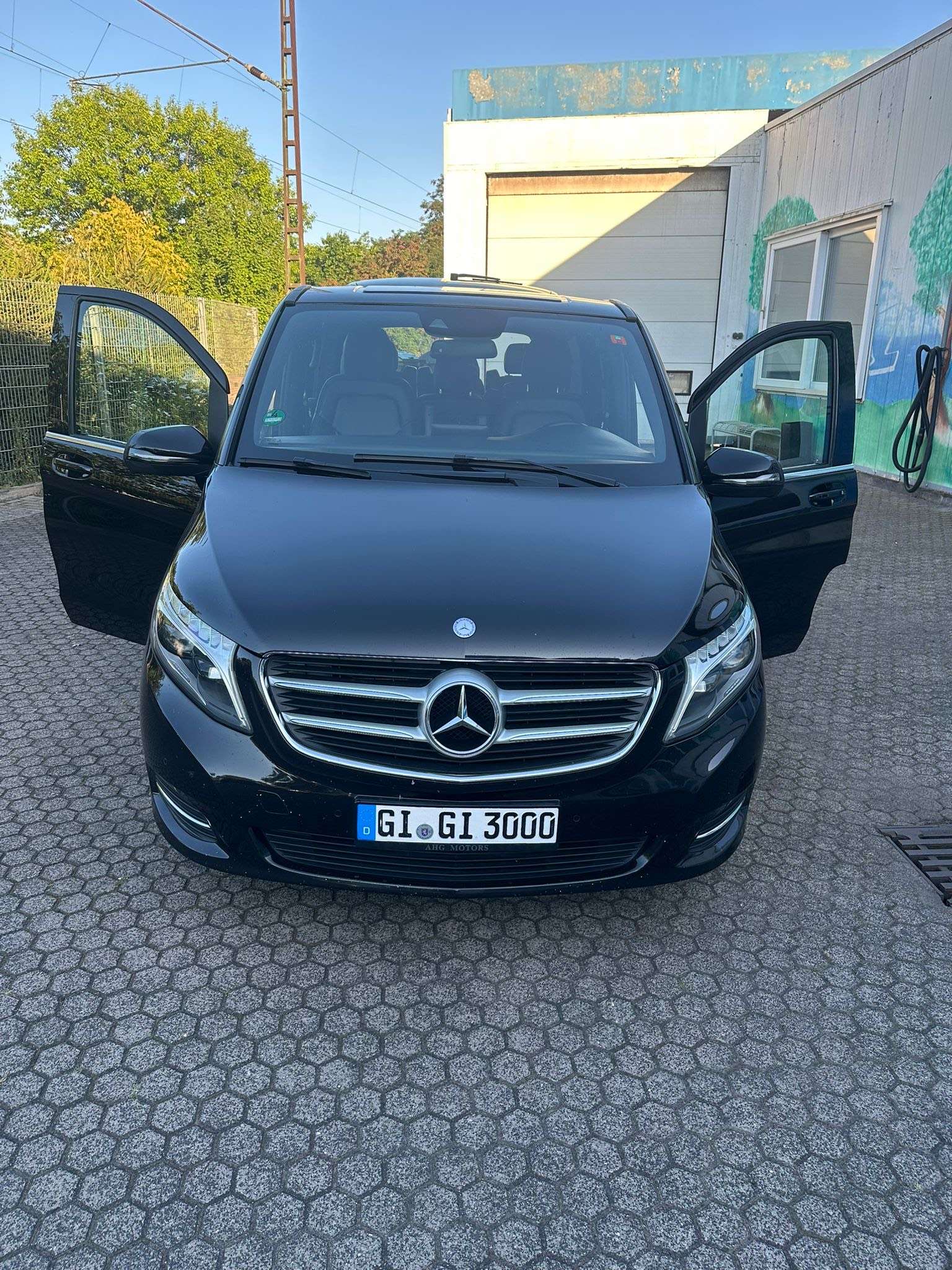 Second hand Mercedes Benz V-Class 