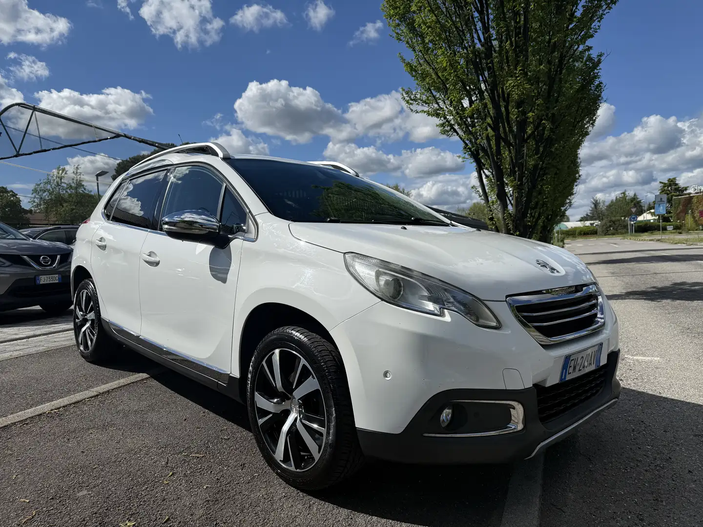 Peugeot 2008 1.6 vti 16v Allure 120cv Bianco - 1