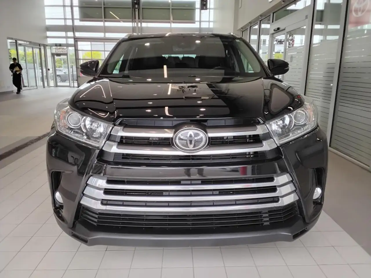 Toyota Highlander снимка Toyota Highlander