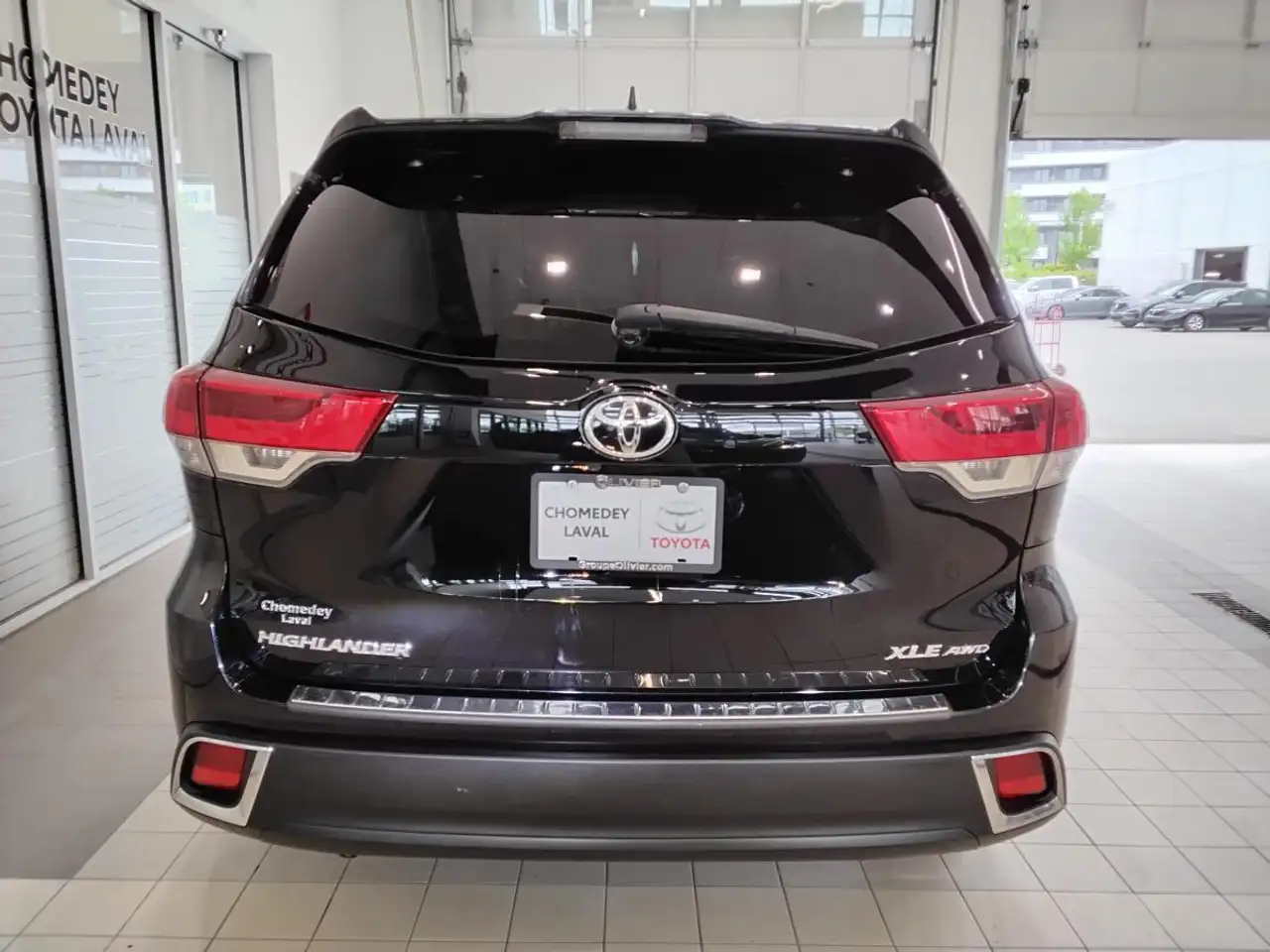 Toyota Highlander снимка Toyota Highlander