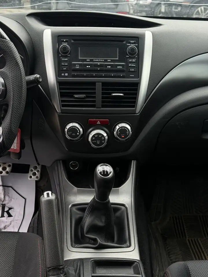 Subaru WRX снимка Subaru WRX