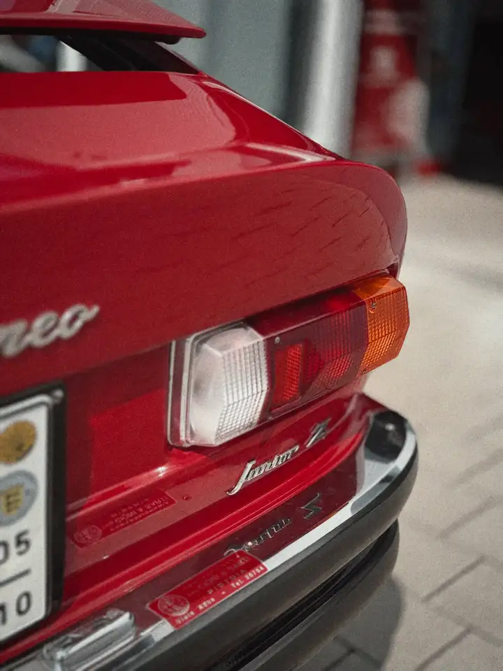 Alfa Romeo Junior Zagato 1300 ungeschweißt / 90% Erstlack, foto 9