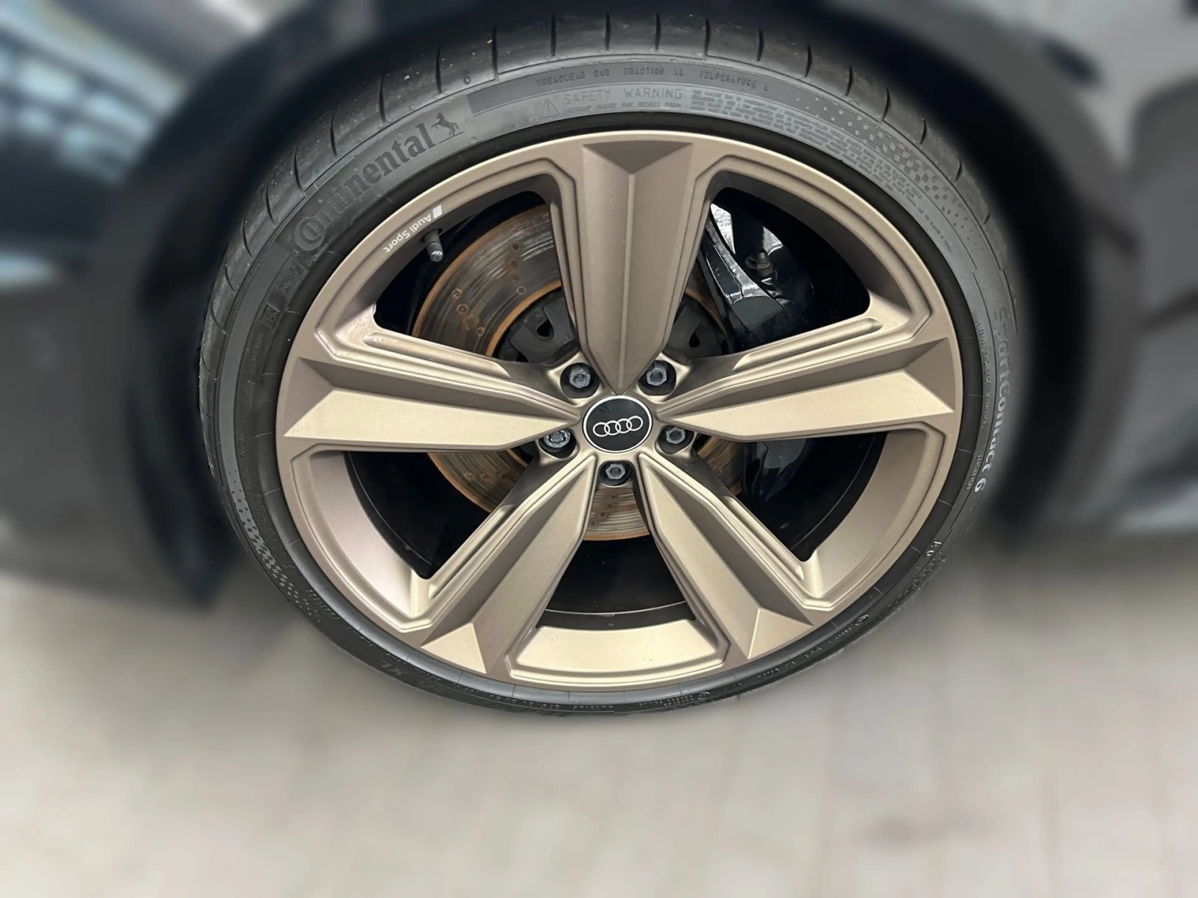 Audi RS4 RS4 Avant 4 quattro tiptronic VirtualCockpit+ AC — photo 3