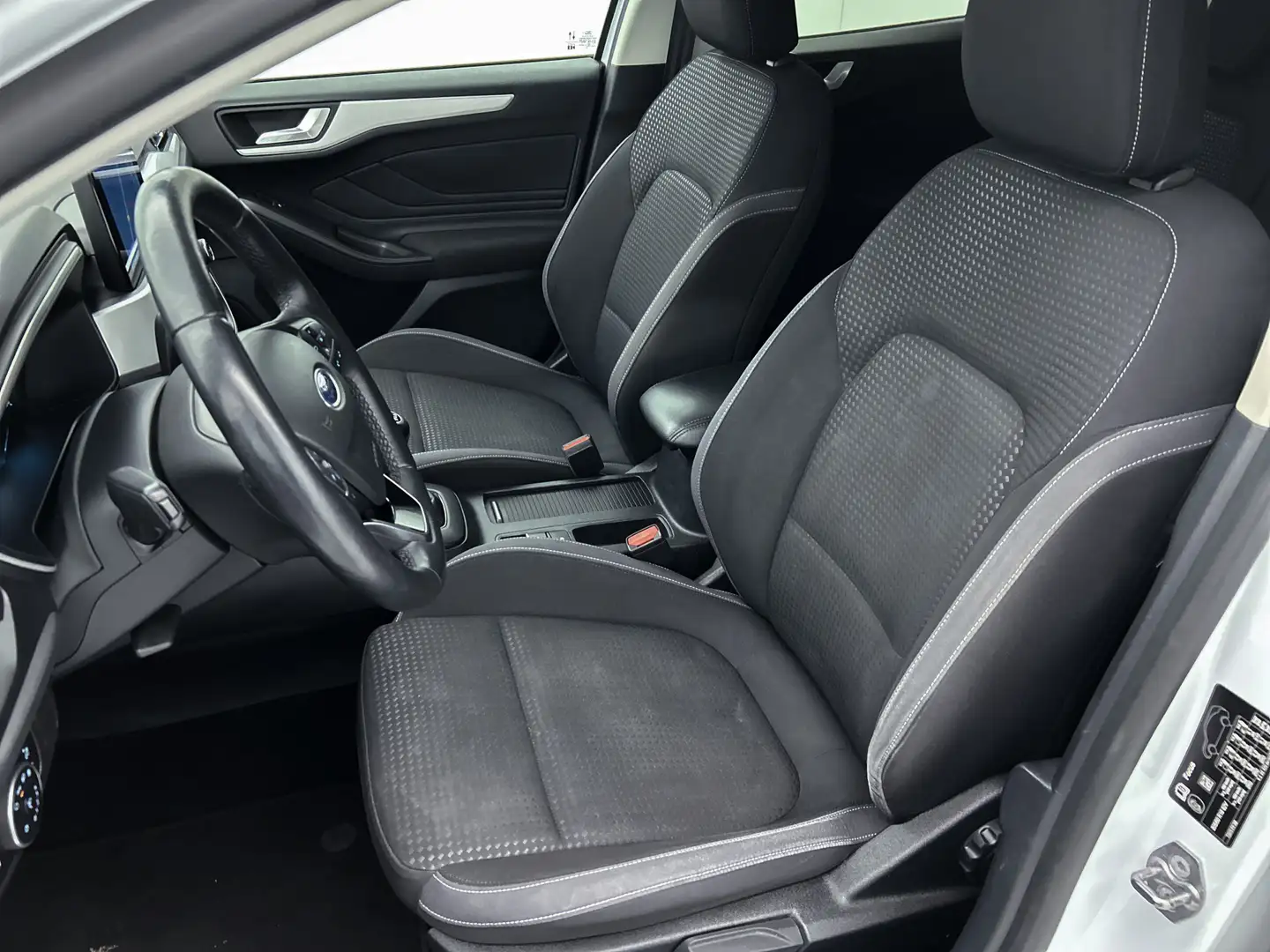 Ford Focus Wagon 1.5D 120PK Euro6 Trend Edition / Trekhaak / Blanc - 2
