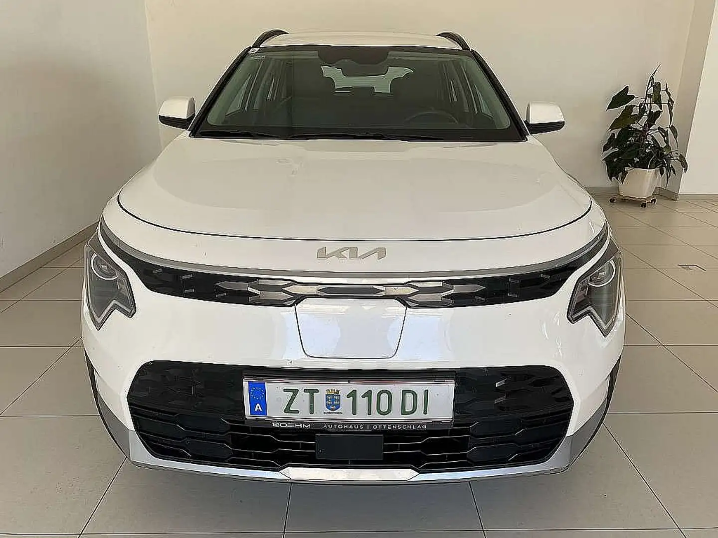 Kia e-Niro Niro EV 64kWh long Range Silber Aut. Weiß - 2