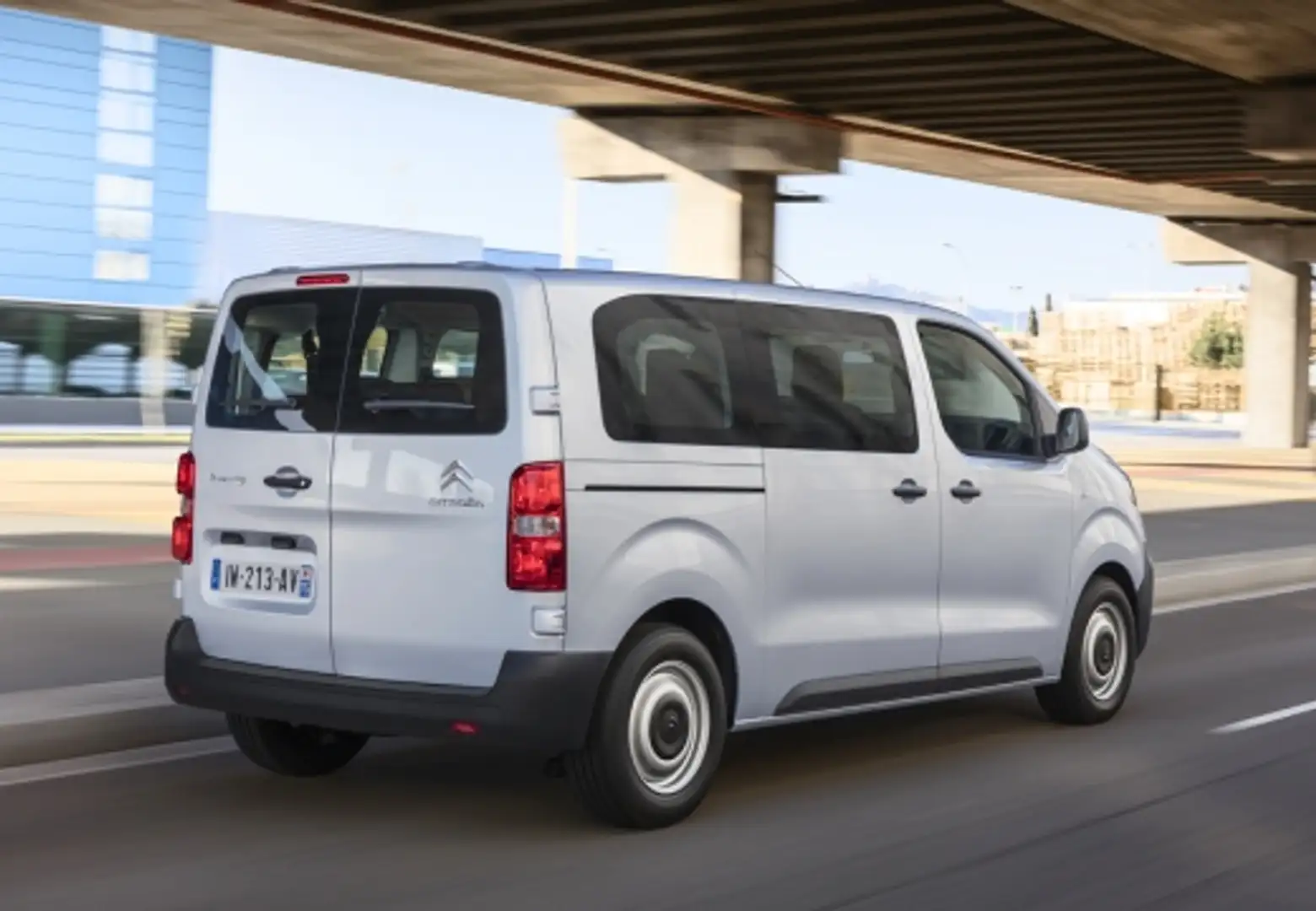 Citroen Jumpy Combi 1.5 BlueHDI Talla M Confort 120 S&S Blanco - 2