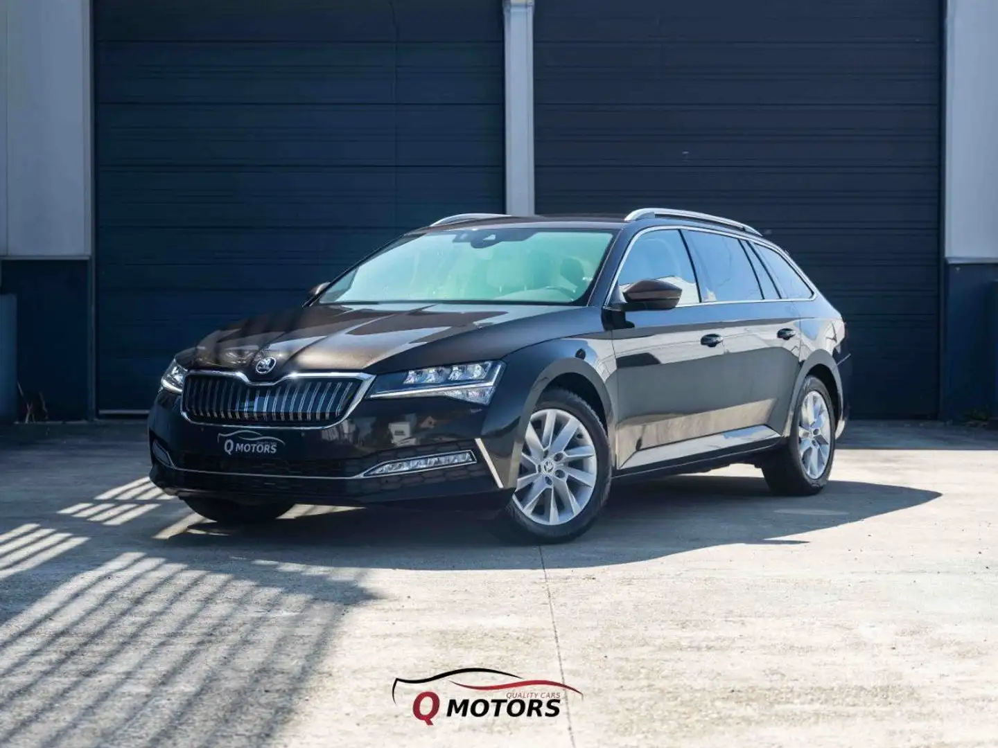 Skoda Superb Combi PHEV 1.4 TSI DSG-LED-KEYLESS-ACC-CARPL-BTW Bruin - 1